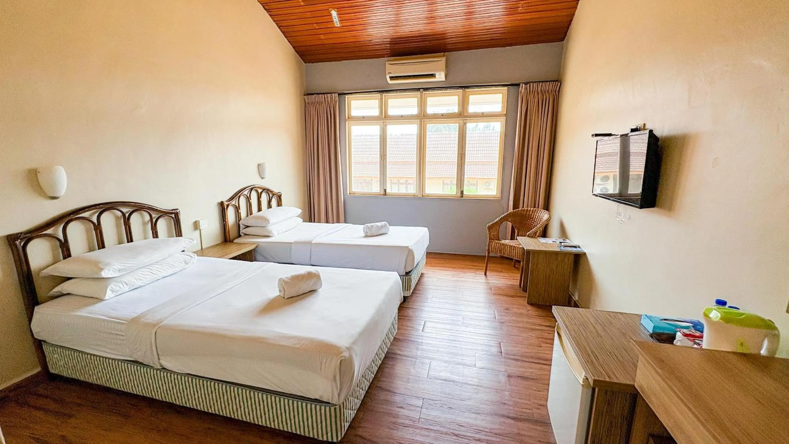 Bed in Lovita Tanjung Bidara Beach Resort