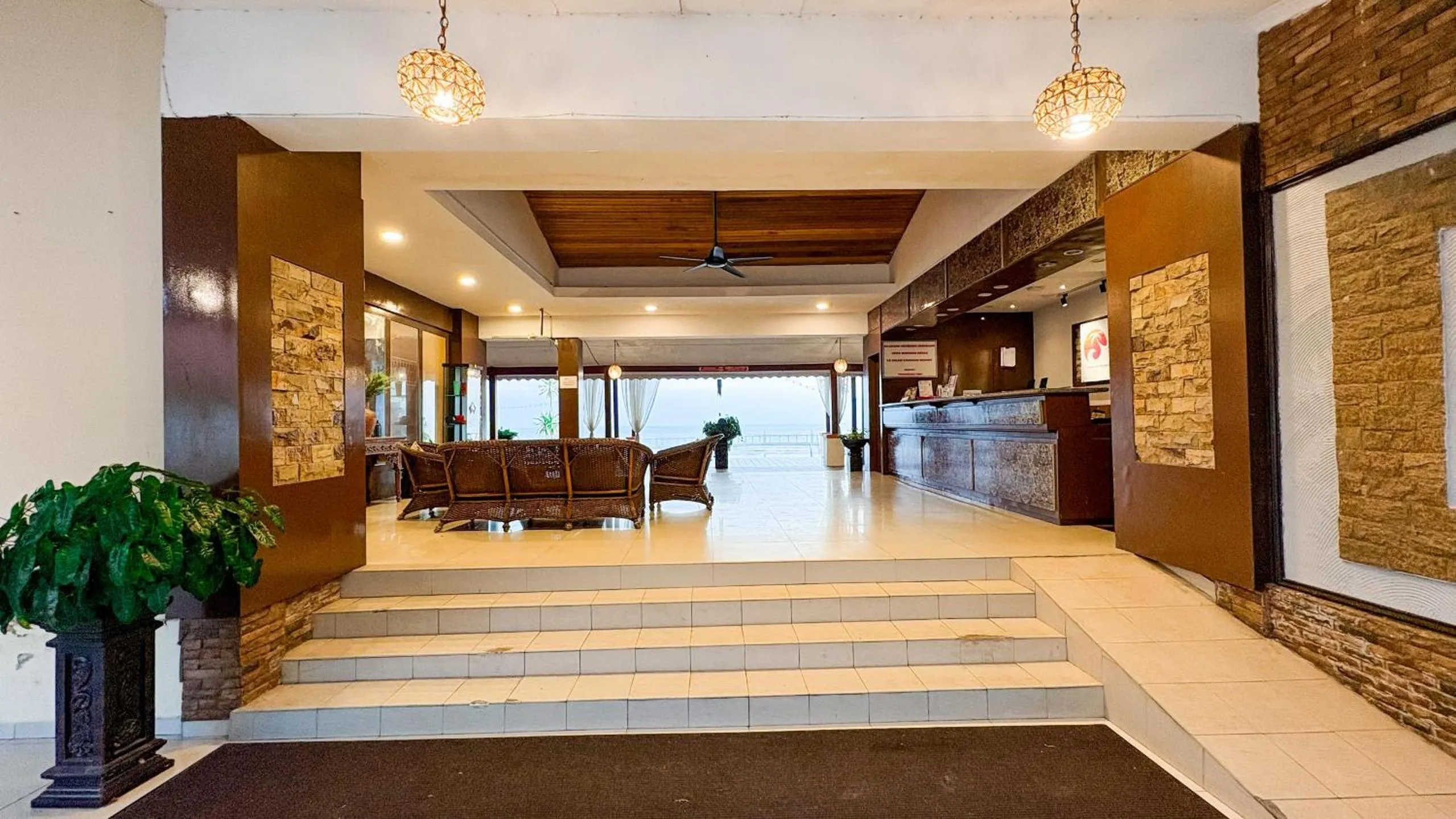 Lovita Tanjung Bidara Beach Resort