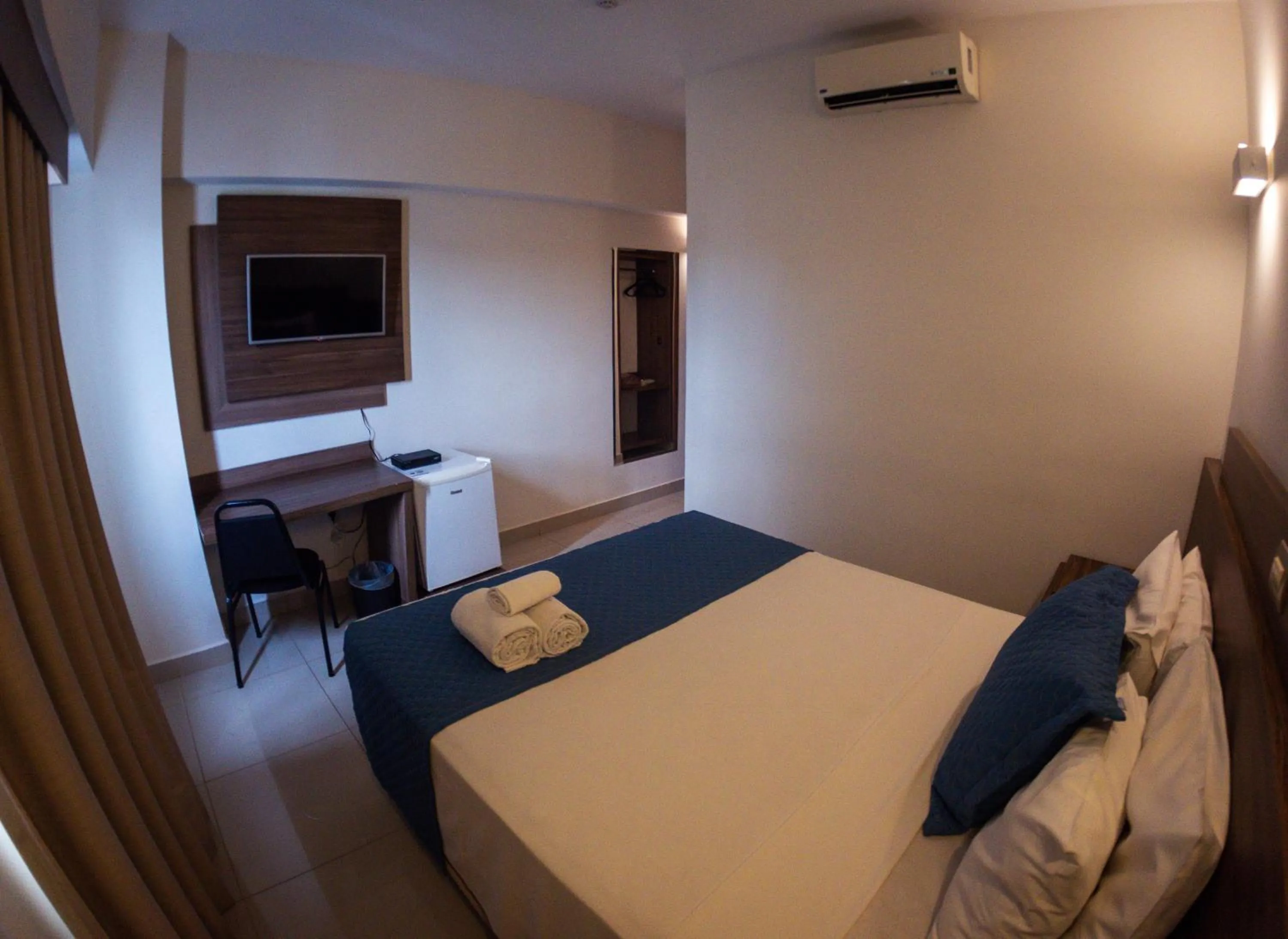 Bedroom, Bed in Ipe Center Hotel