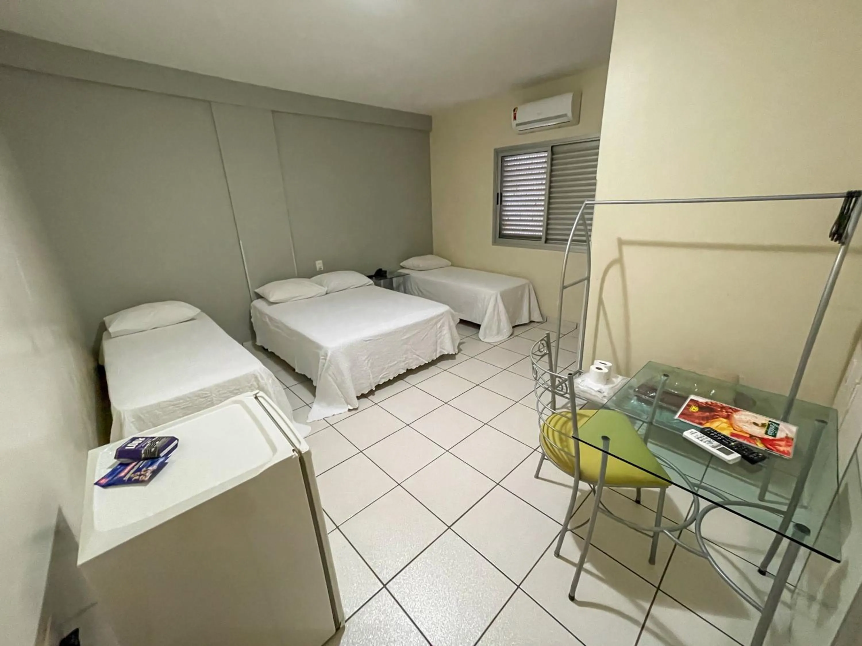 Bed in Canadá Hotel