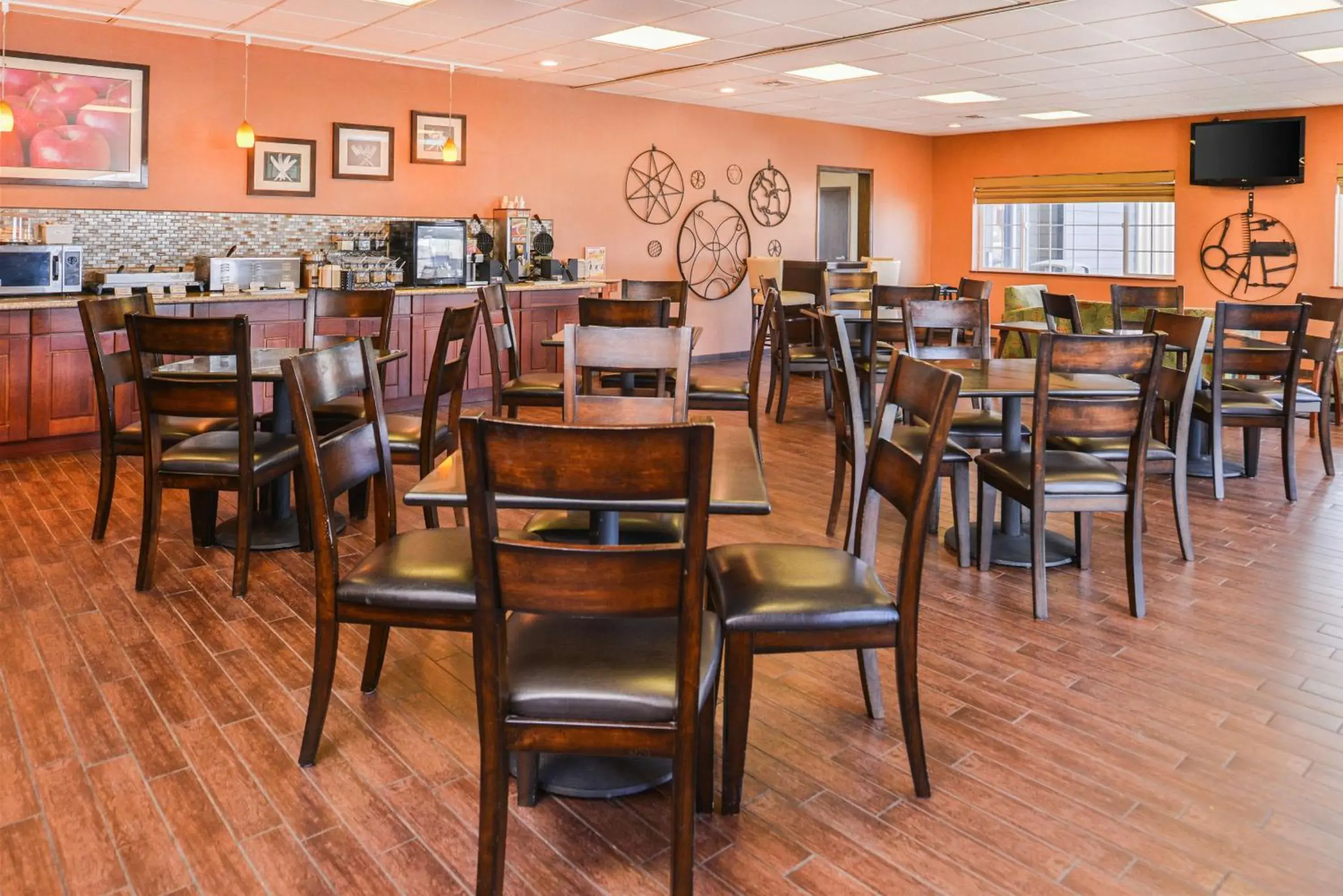 Breakfast in Best Western Plus Rama Inn Breakfast in Best Western Plus Rama Inn