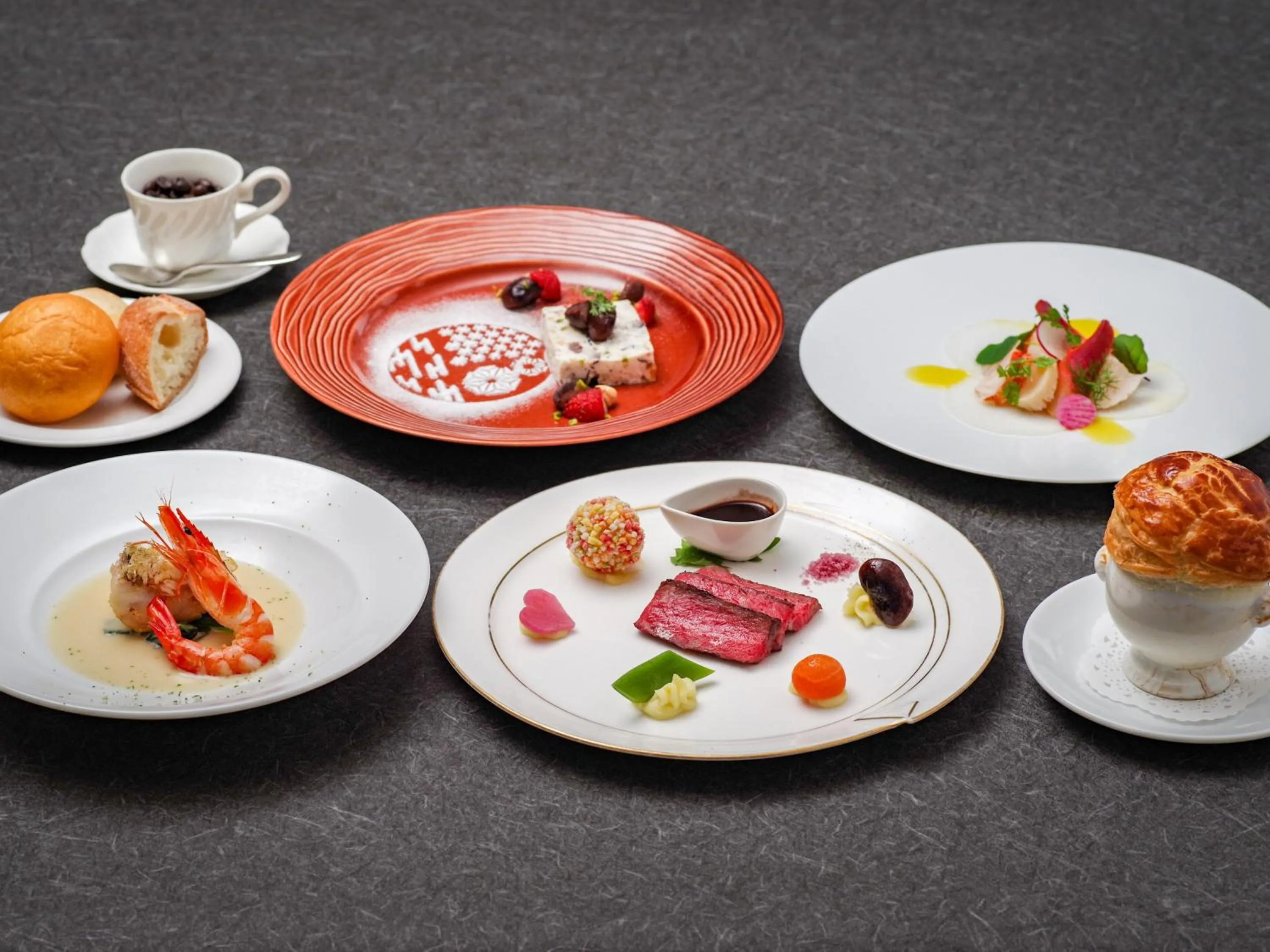 Restaurant/places to eat in Manza Prince Hotel