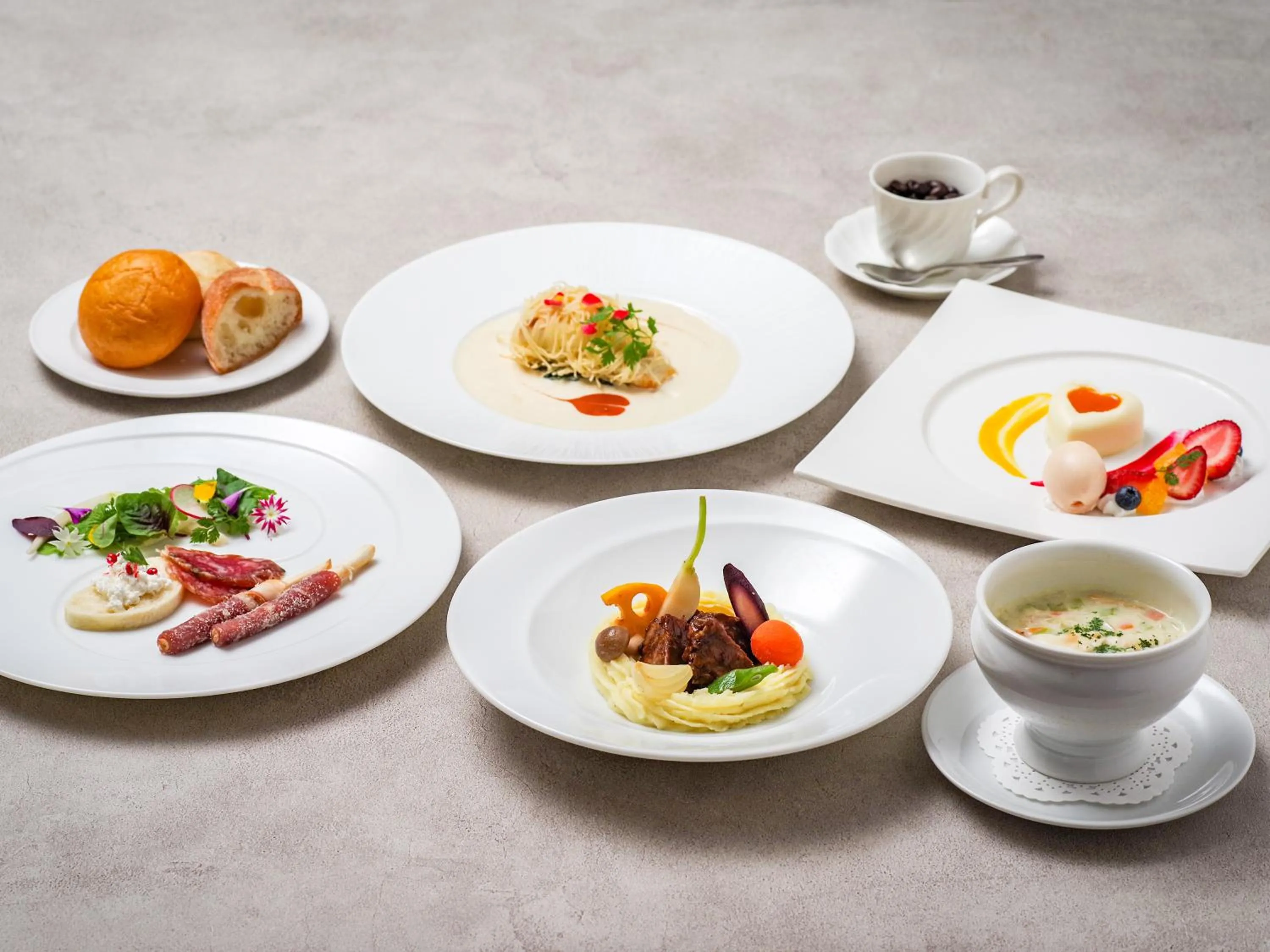 Restaurant/places to eat in Manza Prince Hotel