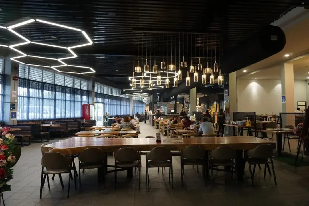 Food and drinks in Paragon Lutong Hotel Food and drinks in Paragon Lutong Hotel