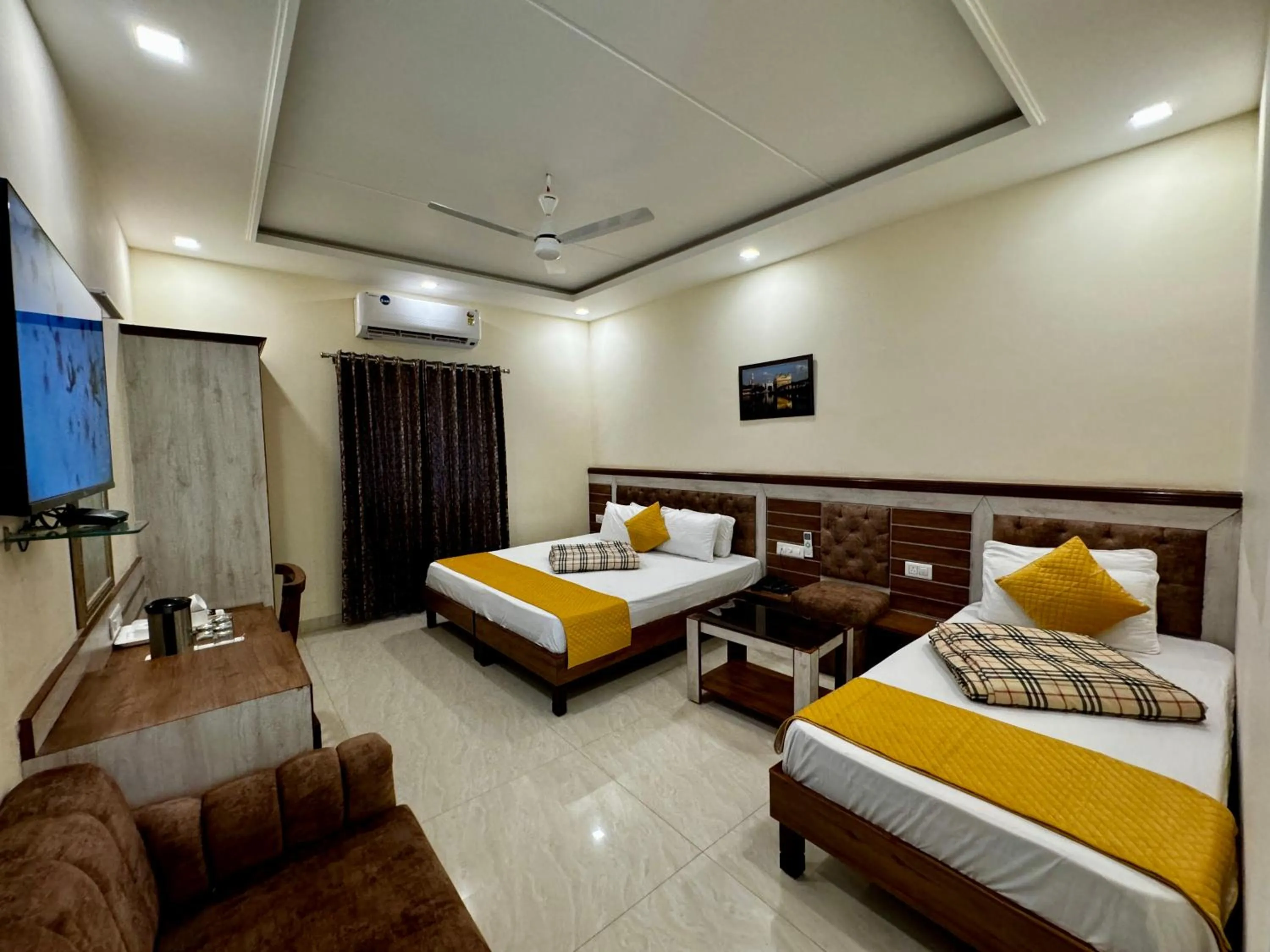 Bed in Sarovar Regency