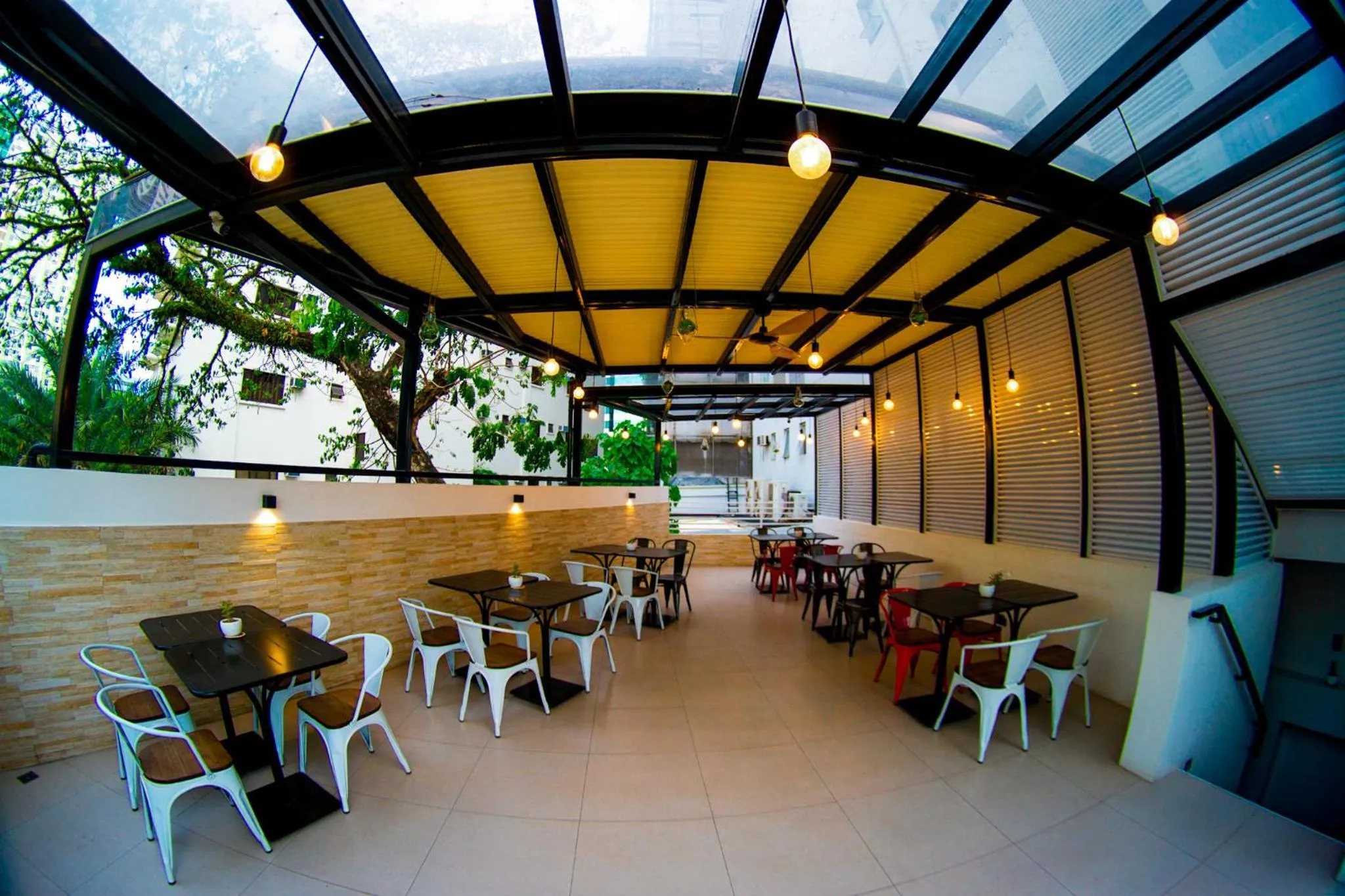 Zerenity Hotel & Suites