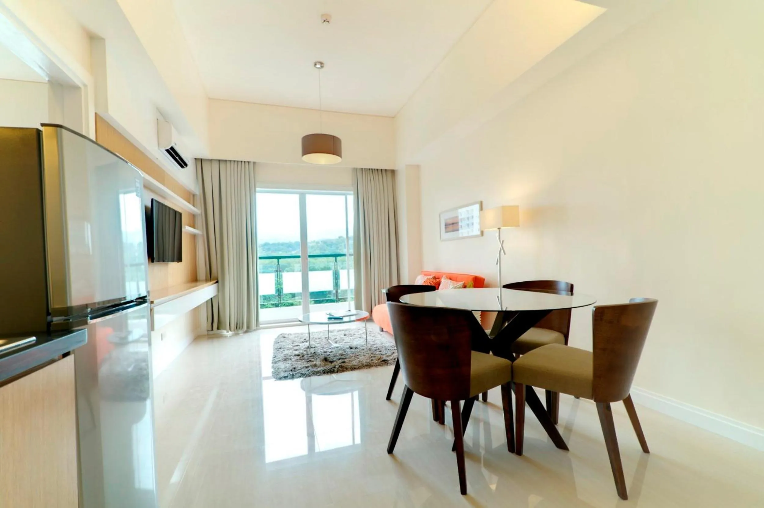 Dining area in Zerenity Hotel & Suites