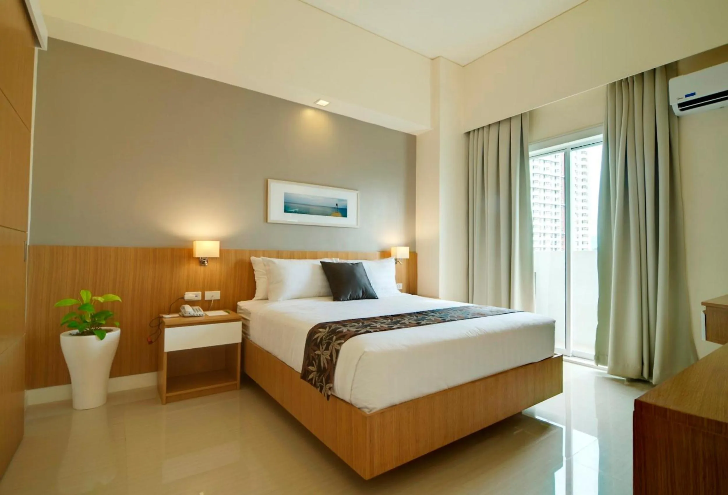 Bedroom, Bed in Zerenity Hotel & Suites