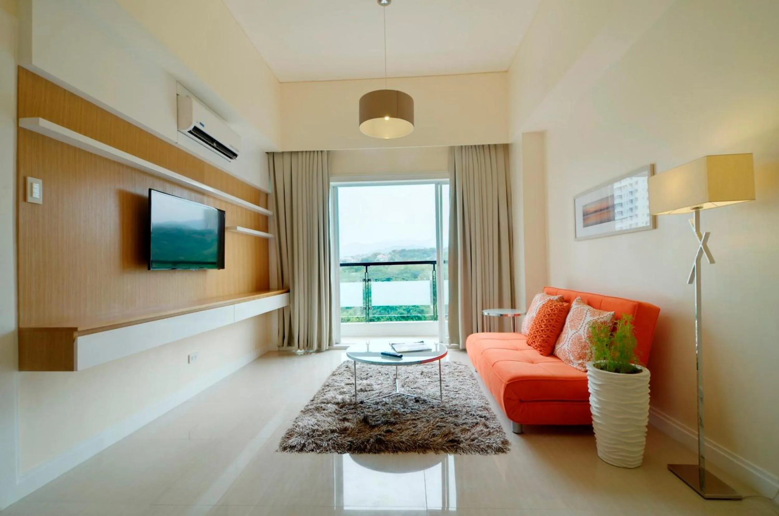 Living room in Zerenity Hotel & Suites