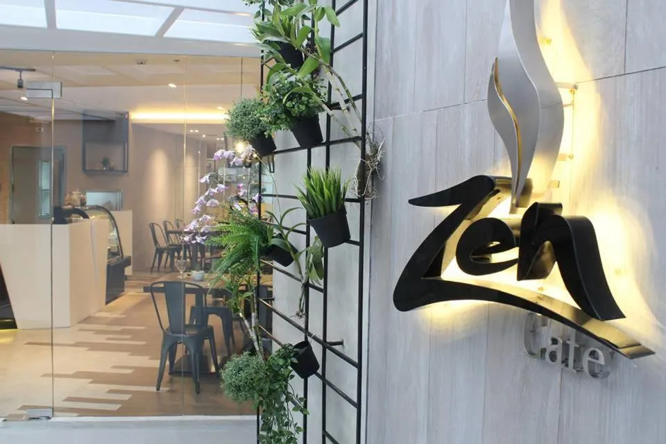 Zerenity Hotel & Suites