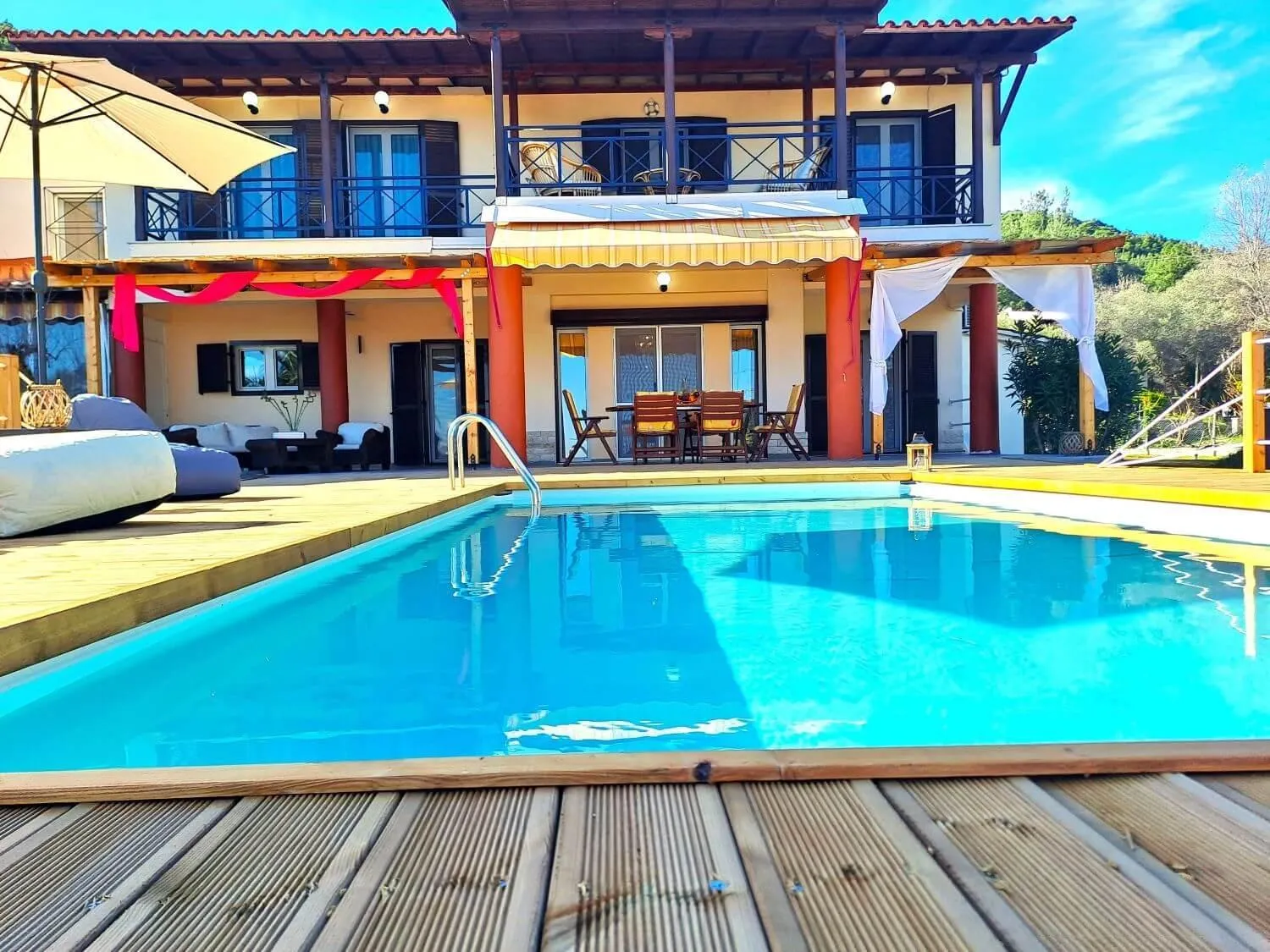 Villa Laguna