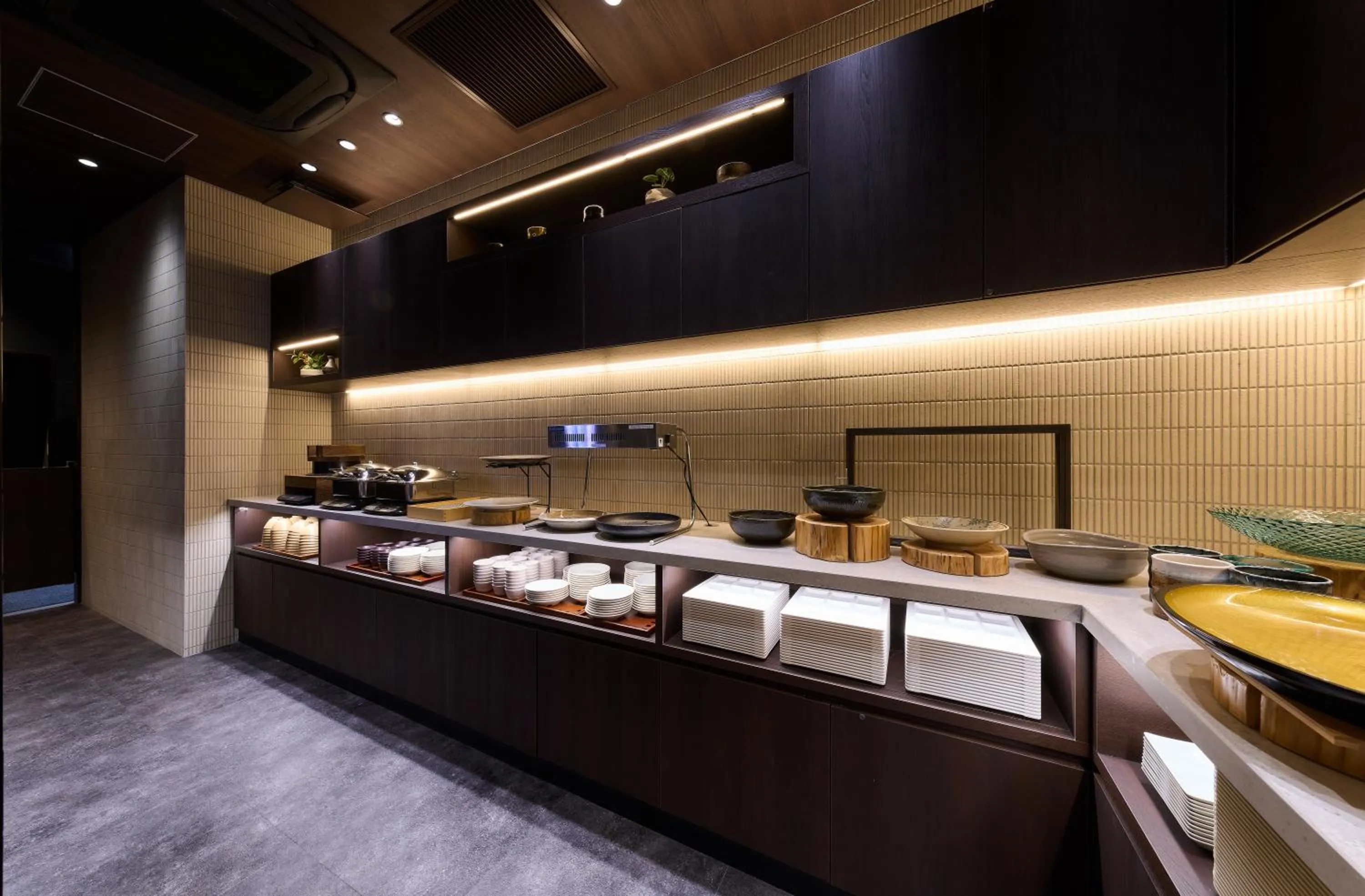 Restaurant/places to eat in ibis Styles Kyoto Shijo