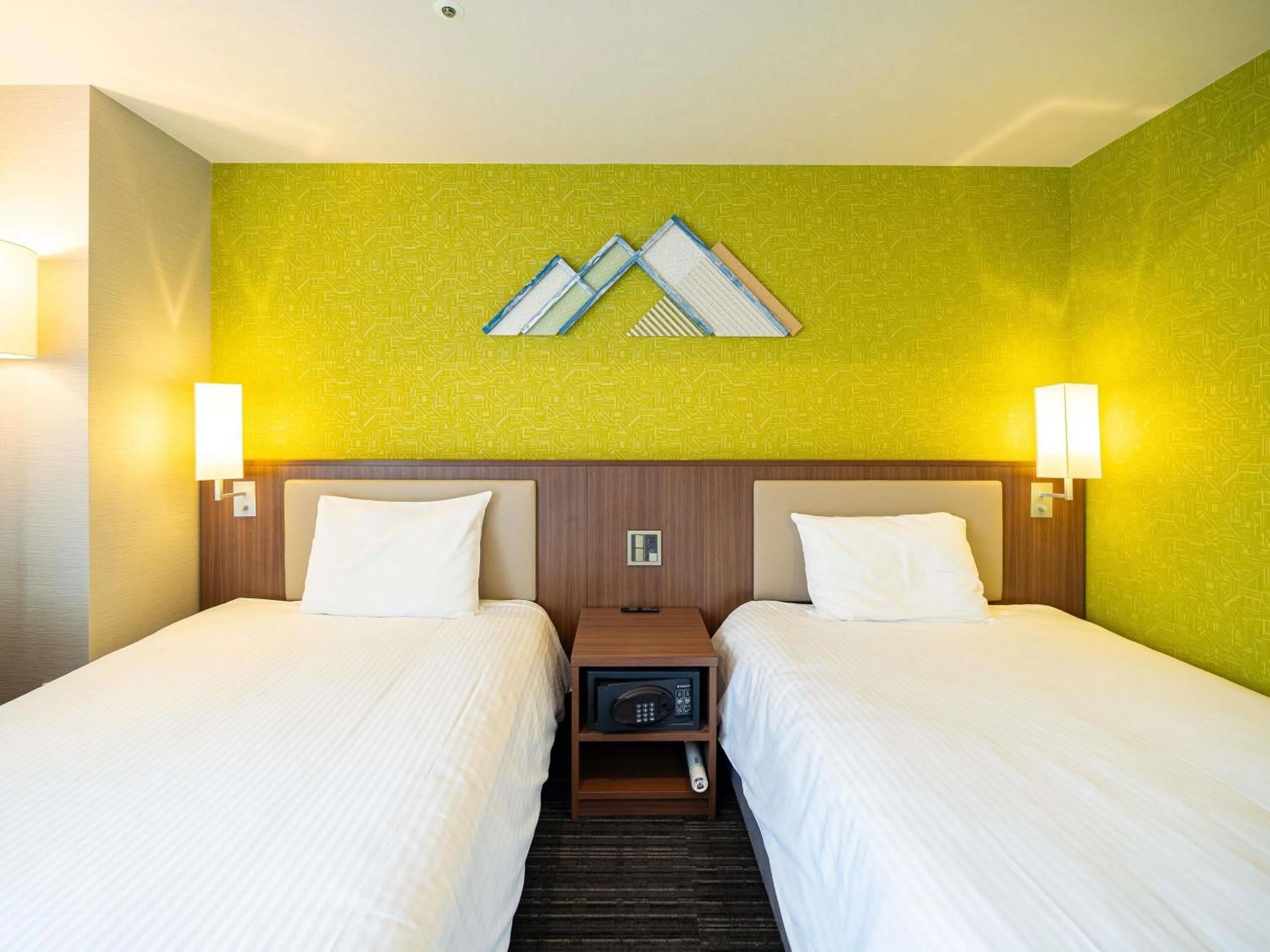 Bedroom, Bed in ibis Styles Kyoto Shijo