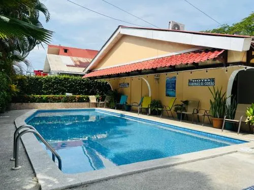 Hotel Cabinas El Coral