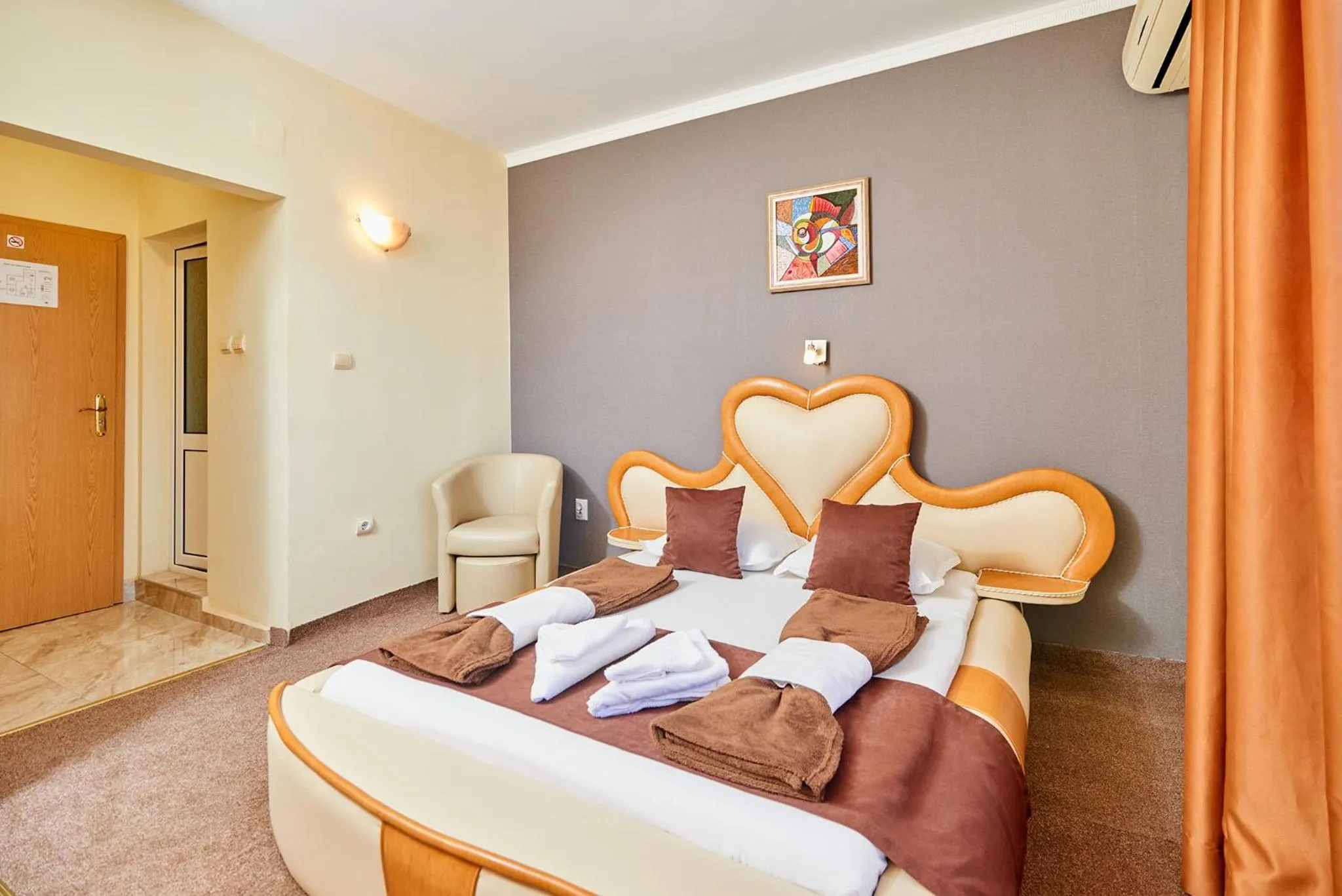 Bed in Peneka Hotel