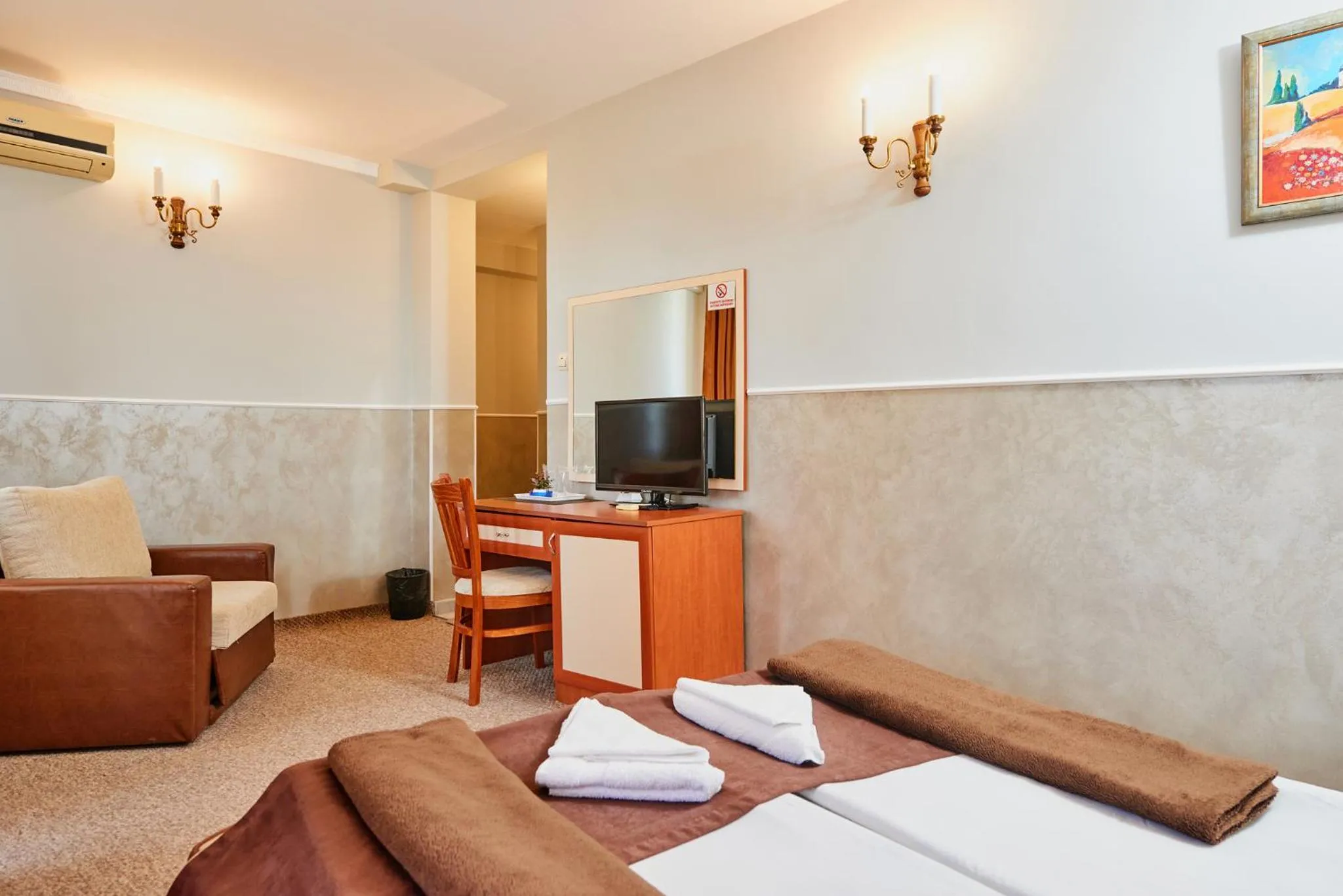 Bed in Peneka Hotel