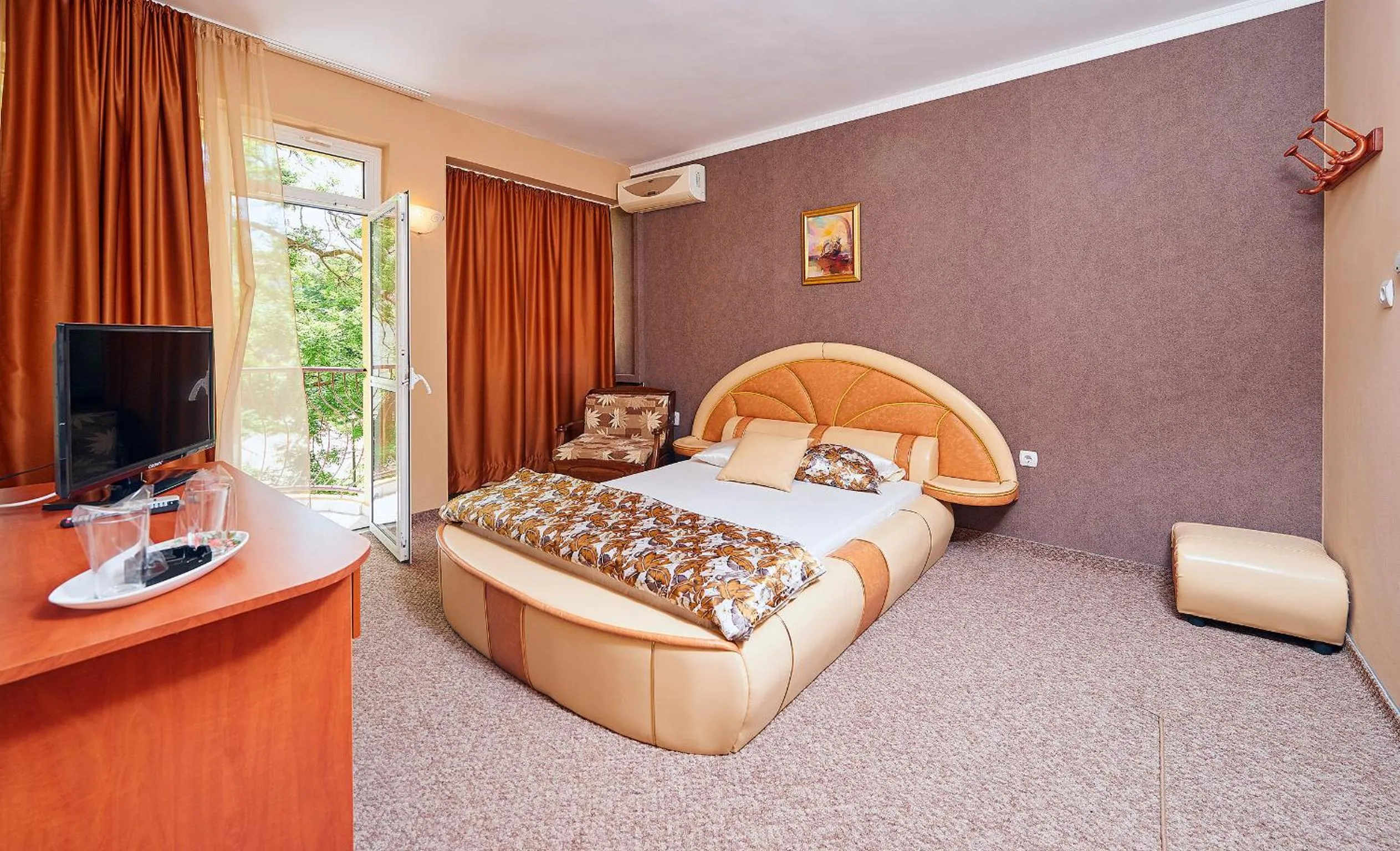 Bed in Peneka Hotel