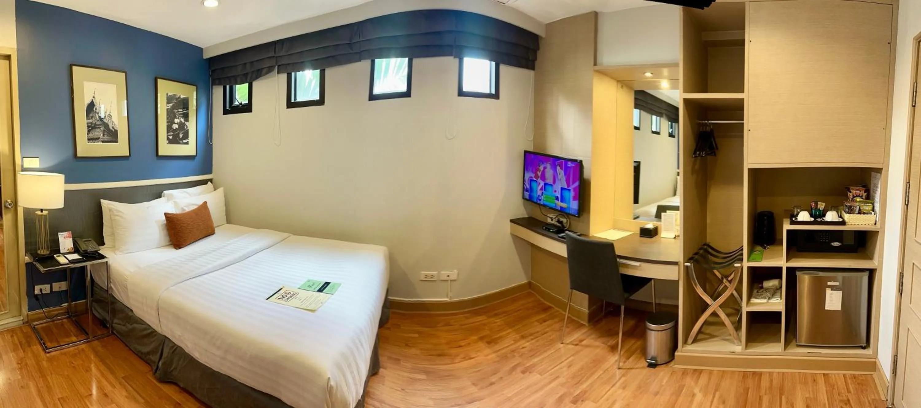 Bed in Alt Hotel Nana by UHG