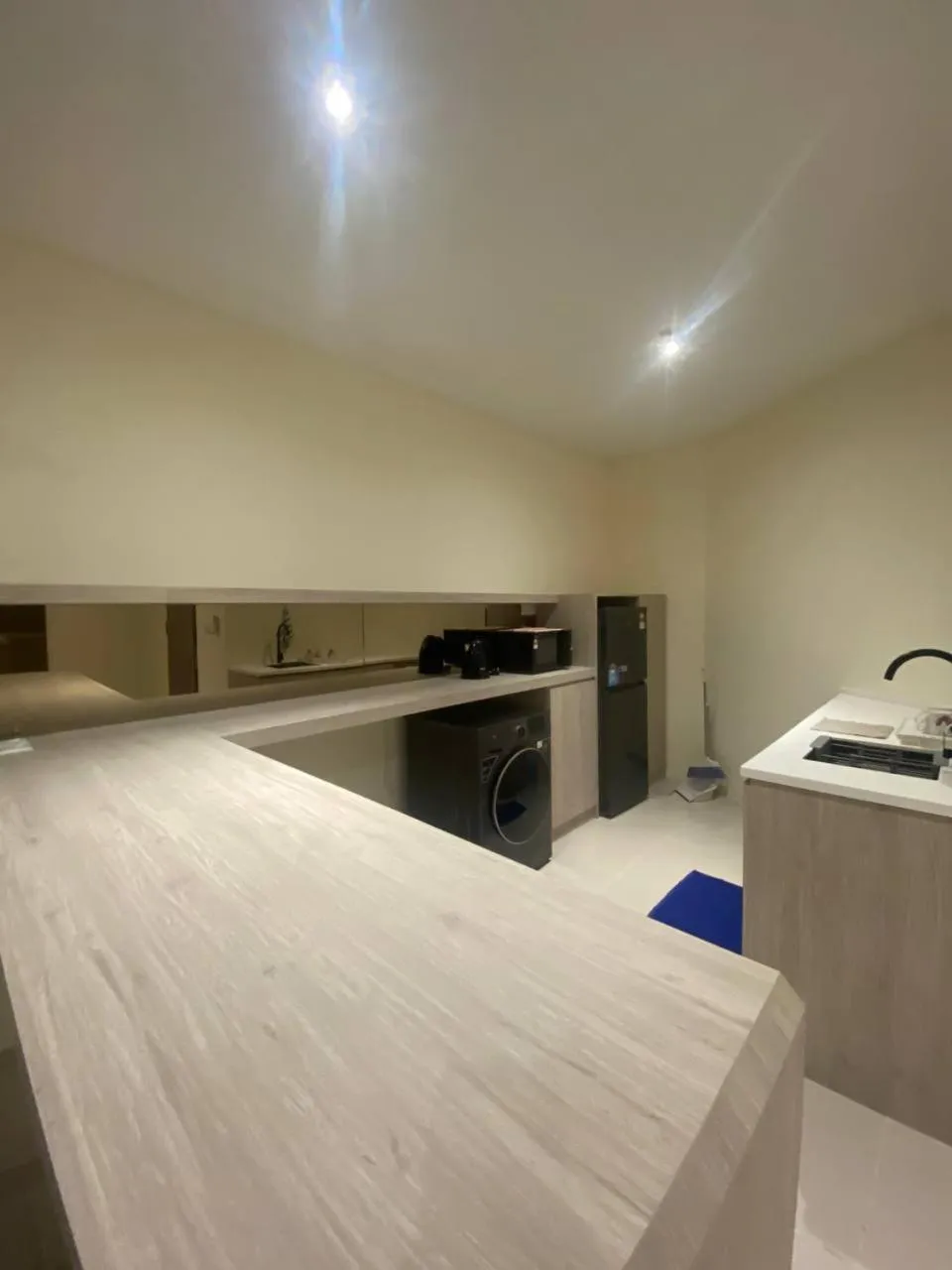 Kitchen or kitchenette in The Shore @ Usanz Heaven Suites