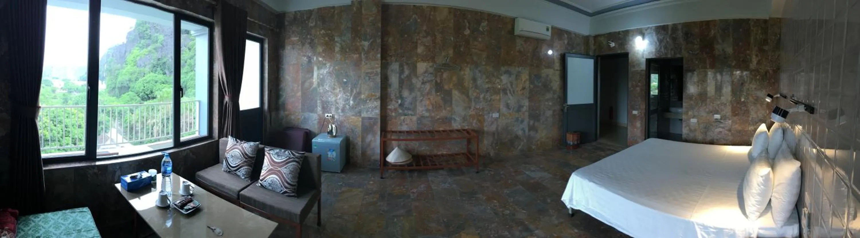 Photo of the whole room, Bed in Limestone View Homestay