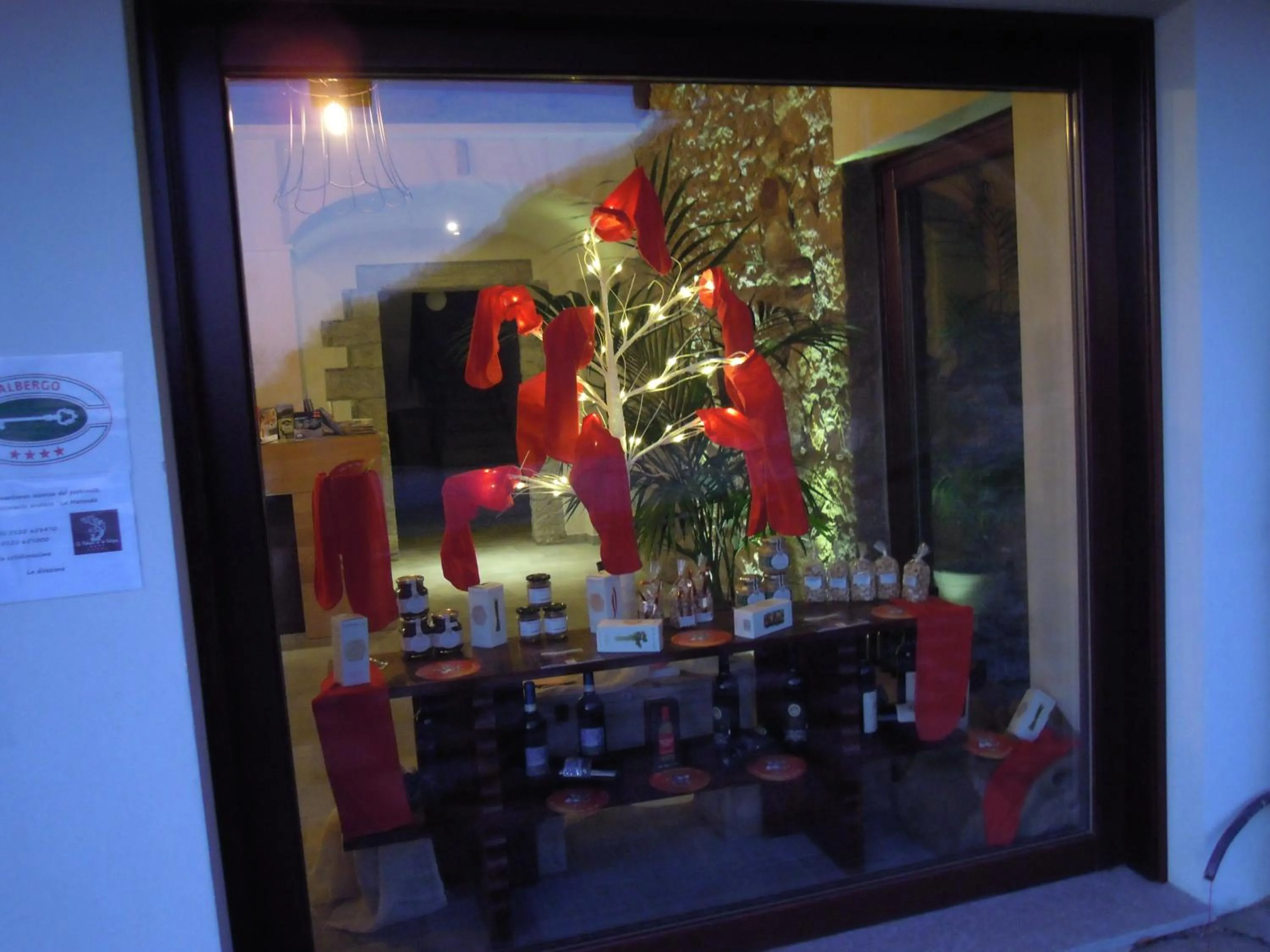 Facade/entrance in Il Falco E La Volpe