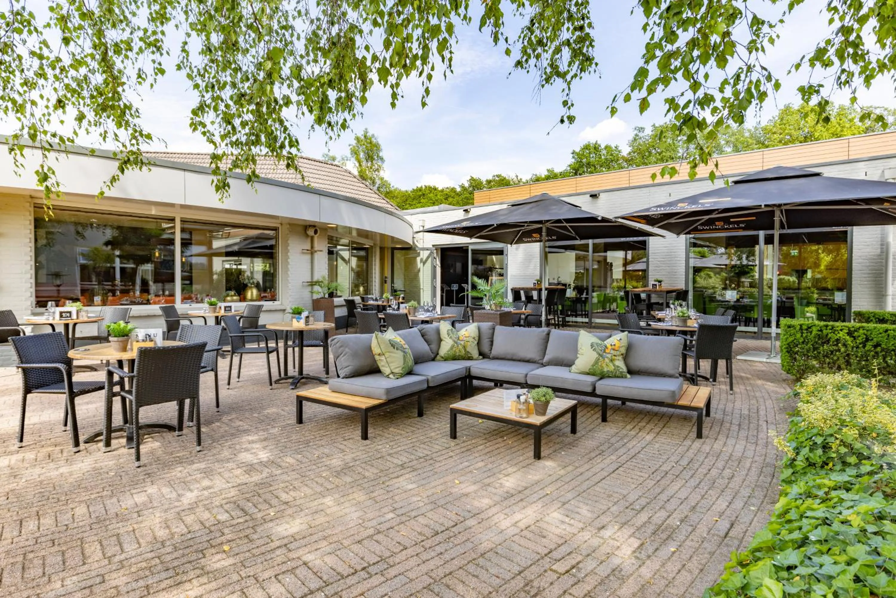 Patio in Fletcher Hotel Restaurant Doorwerth - Arnhem