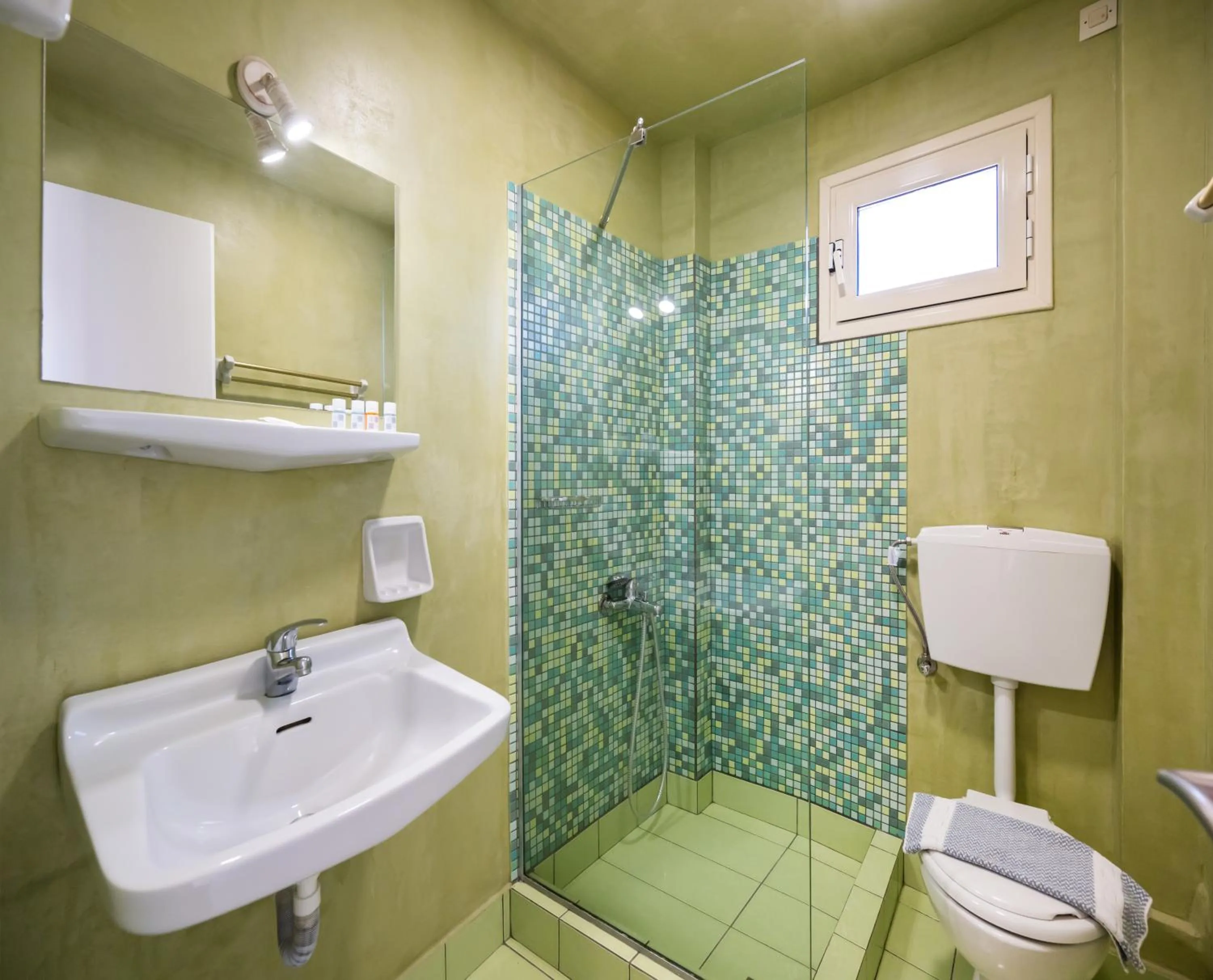 Bathroom in Ionio Hotel