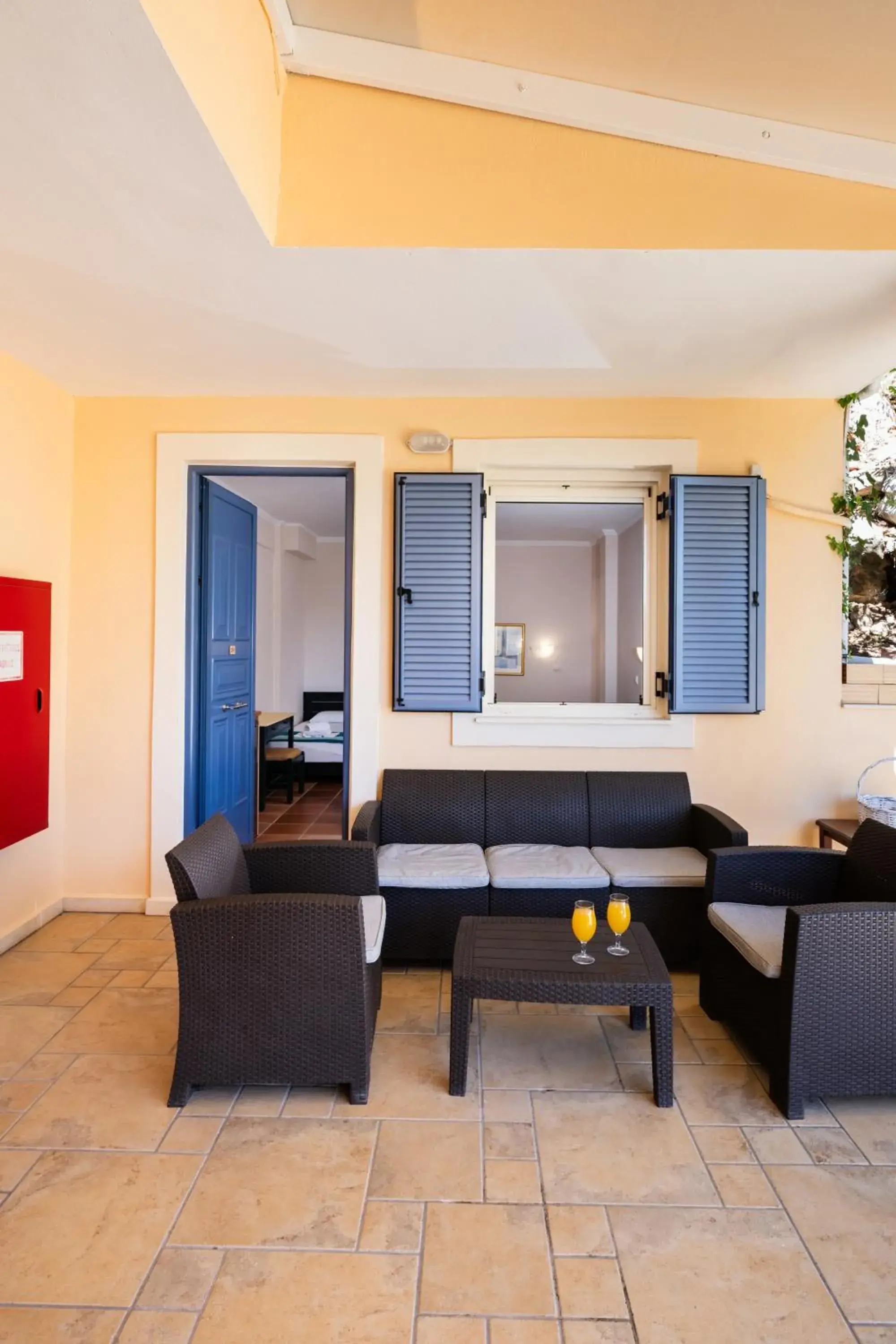 Economy Triple Room in Ionio Hotel Economy Triple Room in Ionio Hotel