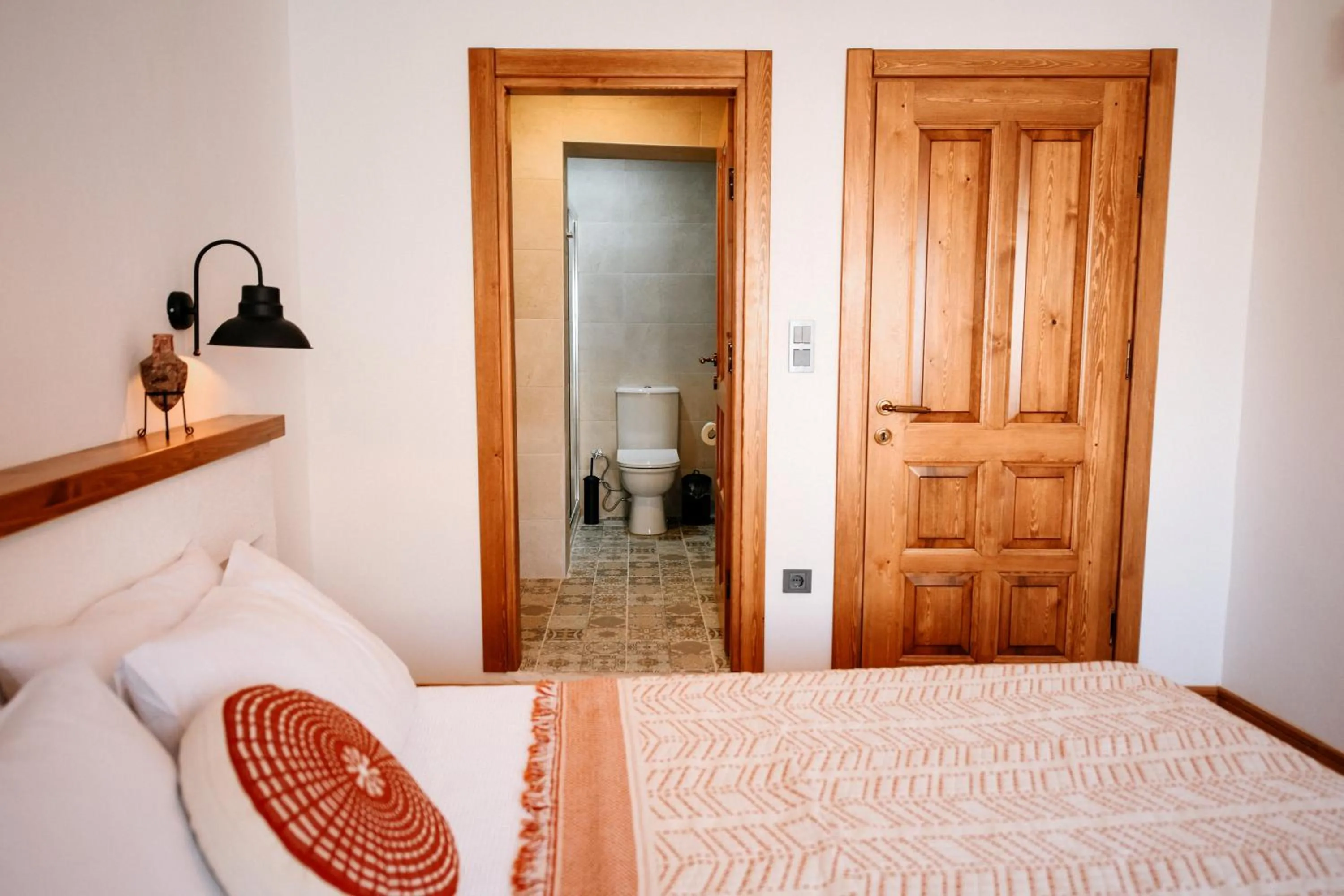 Bed in Kallinos Boutique Hotel