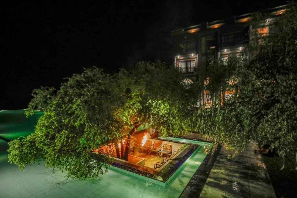 Swimming pool in Covanro Sigiriya - Where Heritage Meets Luxury