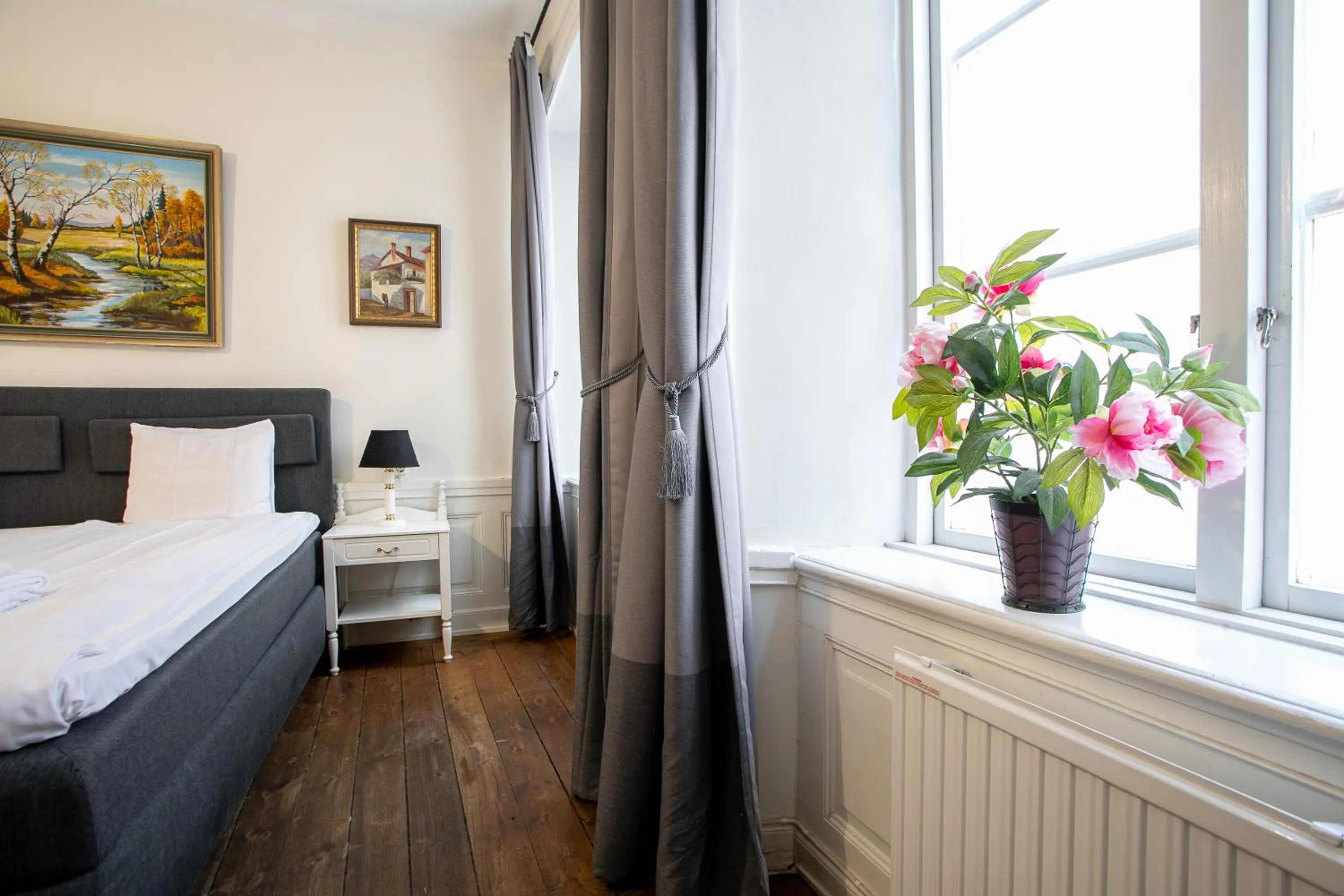 Bed in ApartDirect Gamla Stan II
