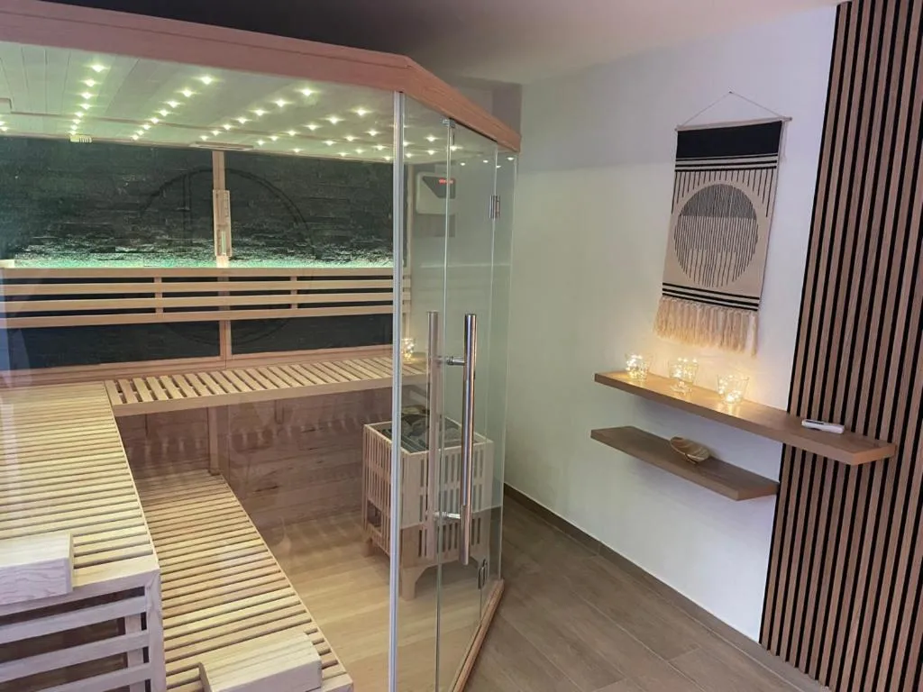 Ferienapartment Auszeit- Sauna, Whirlpool und Garten zur Alleinnutzung