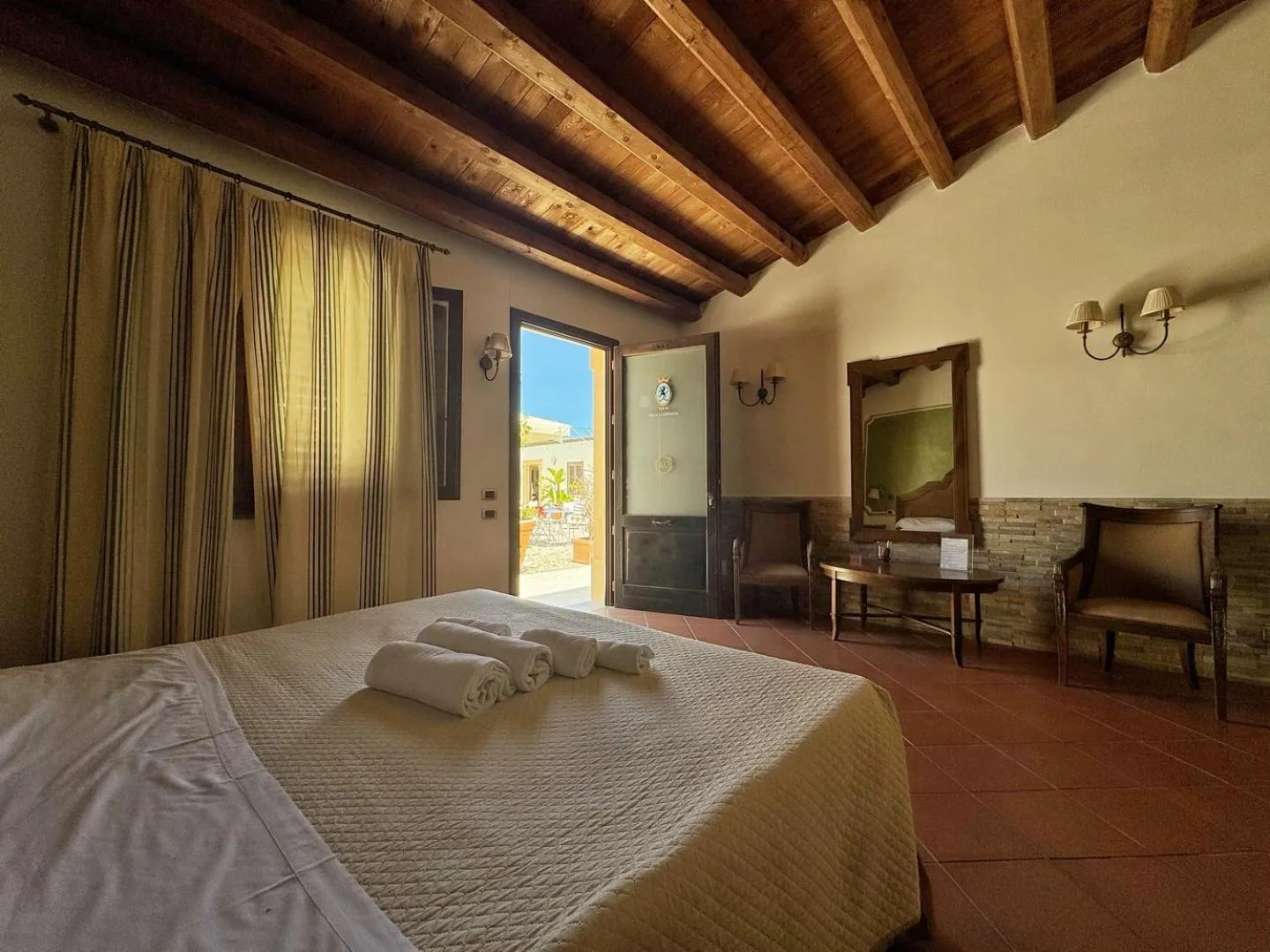 Bed in Villa Lampedusa