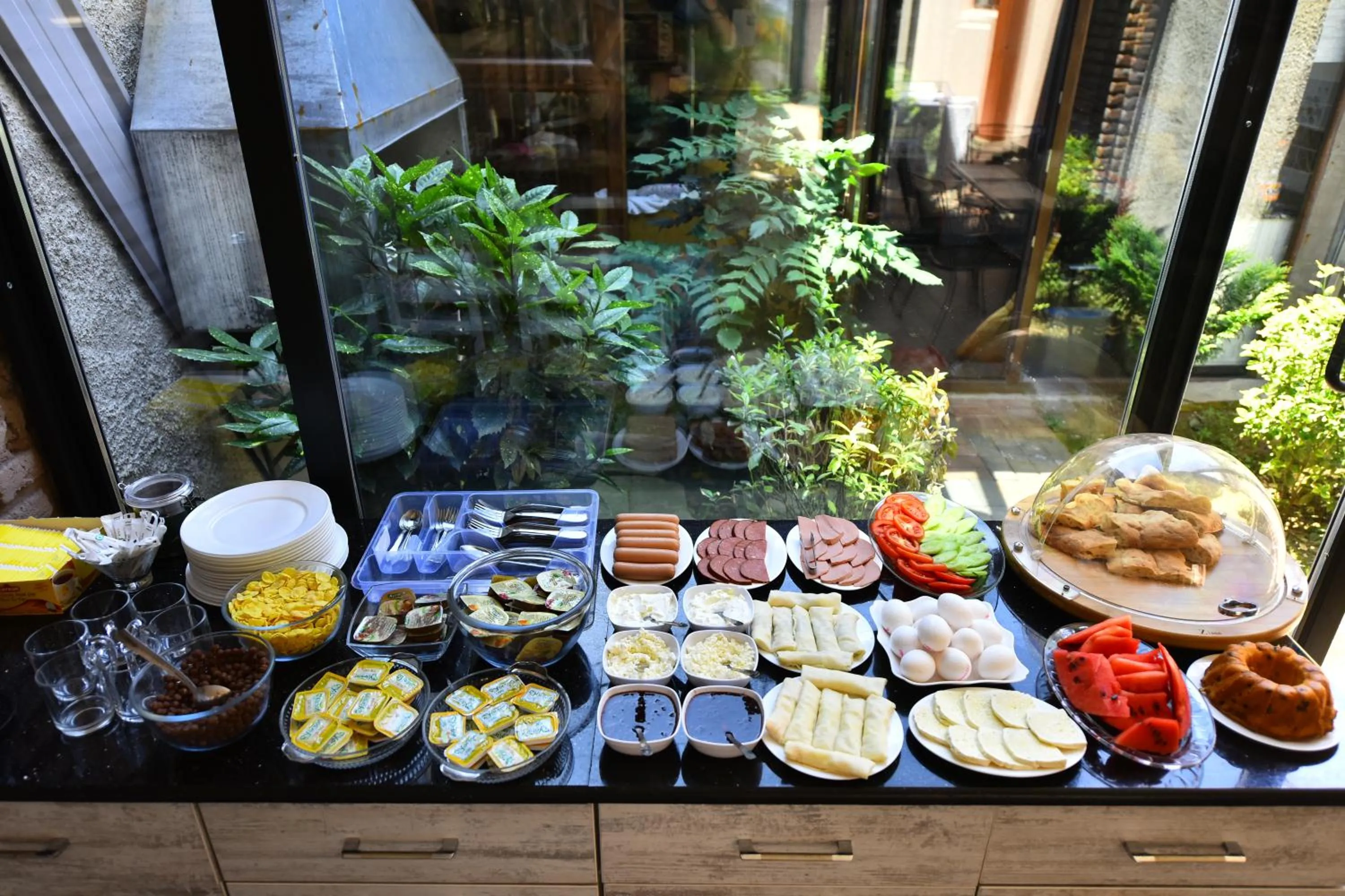 Breakfast in Hotel Phaliashvili