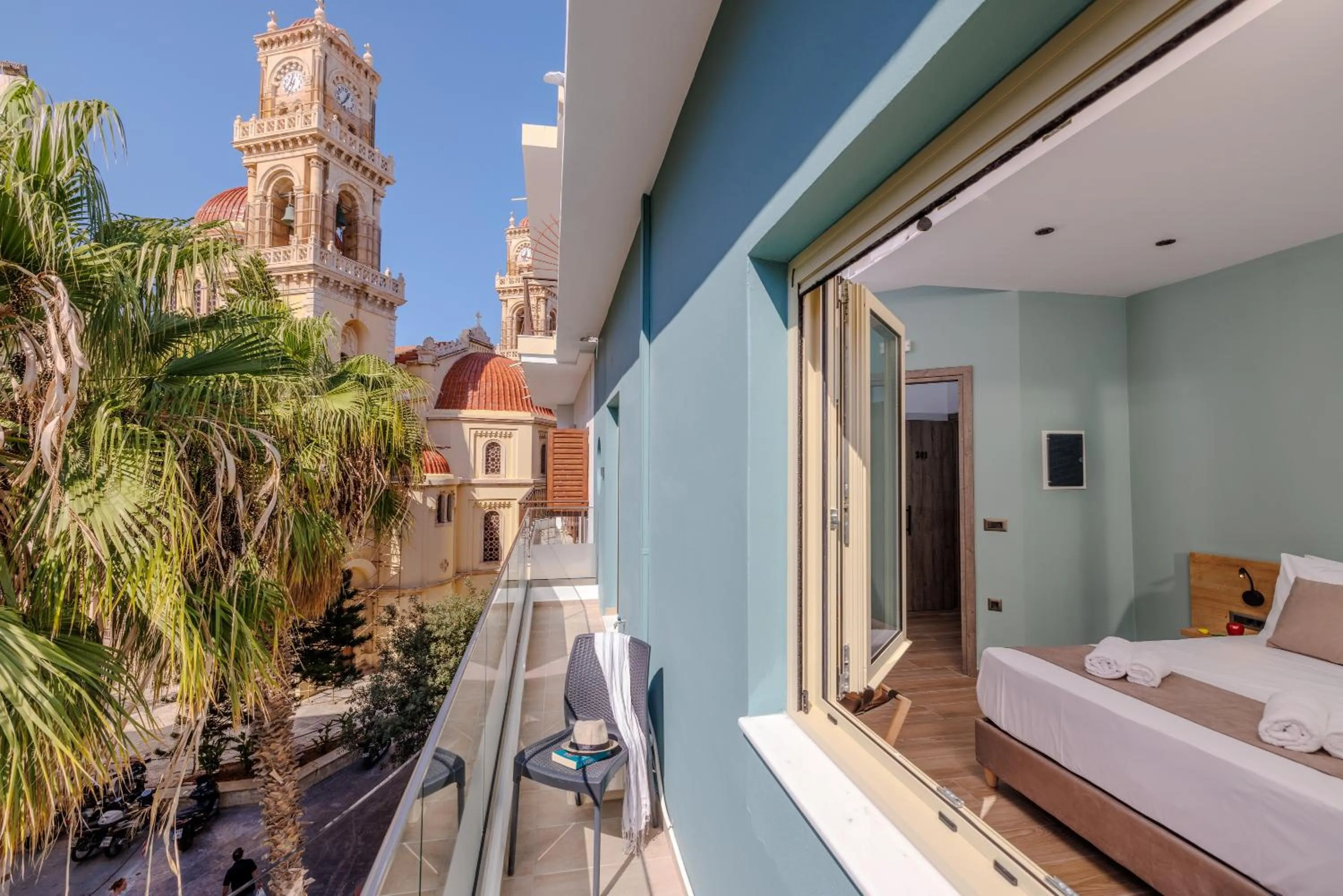 Patio, Bed in Cathedral Suites