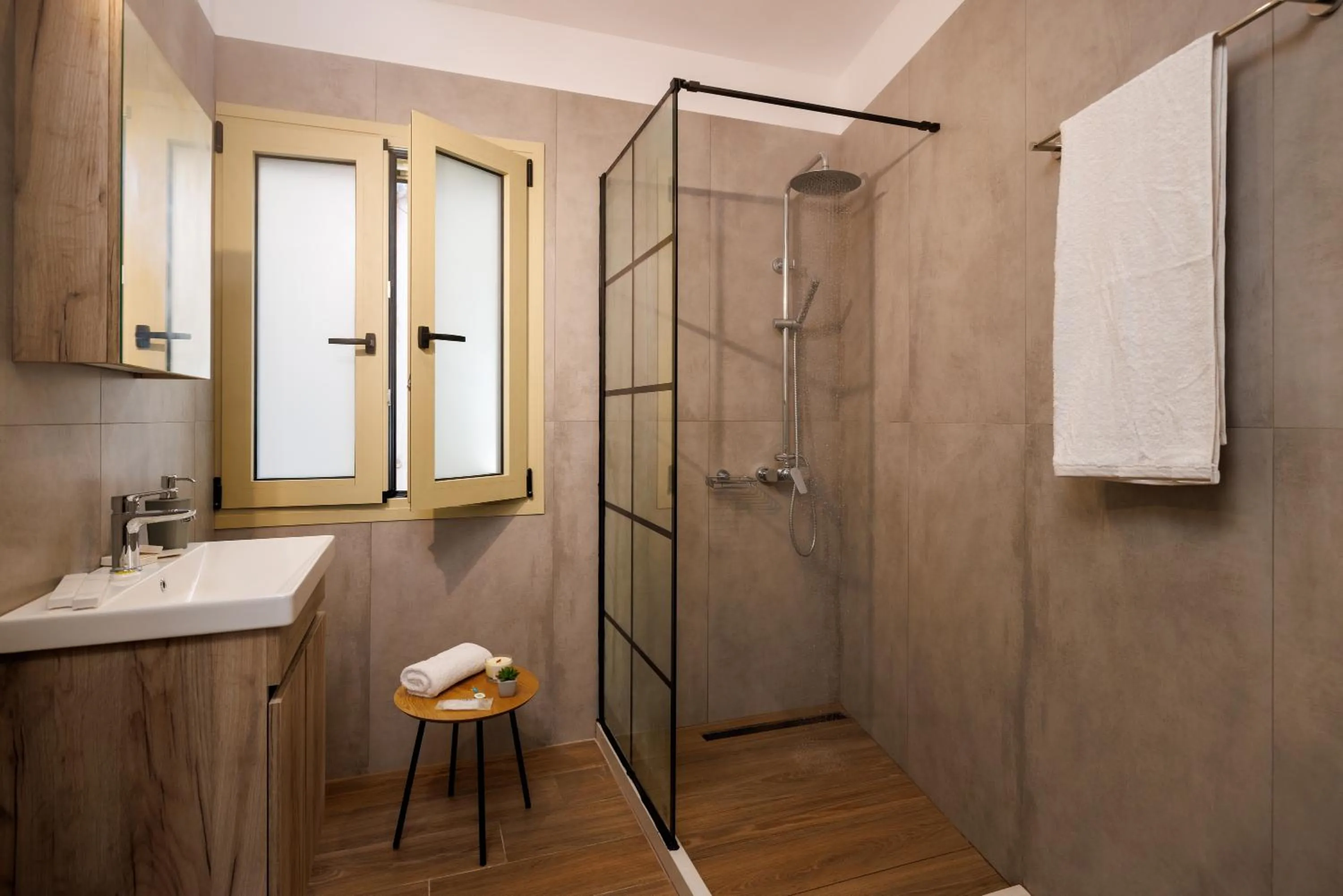 Shower in Cathedral Suites