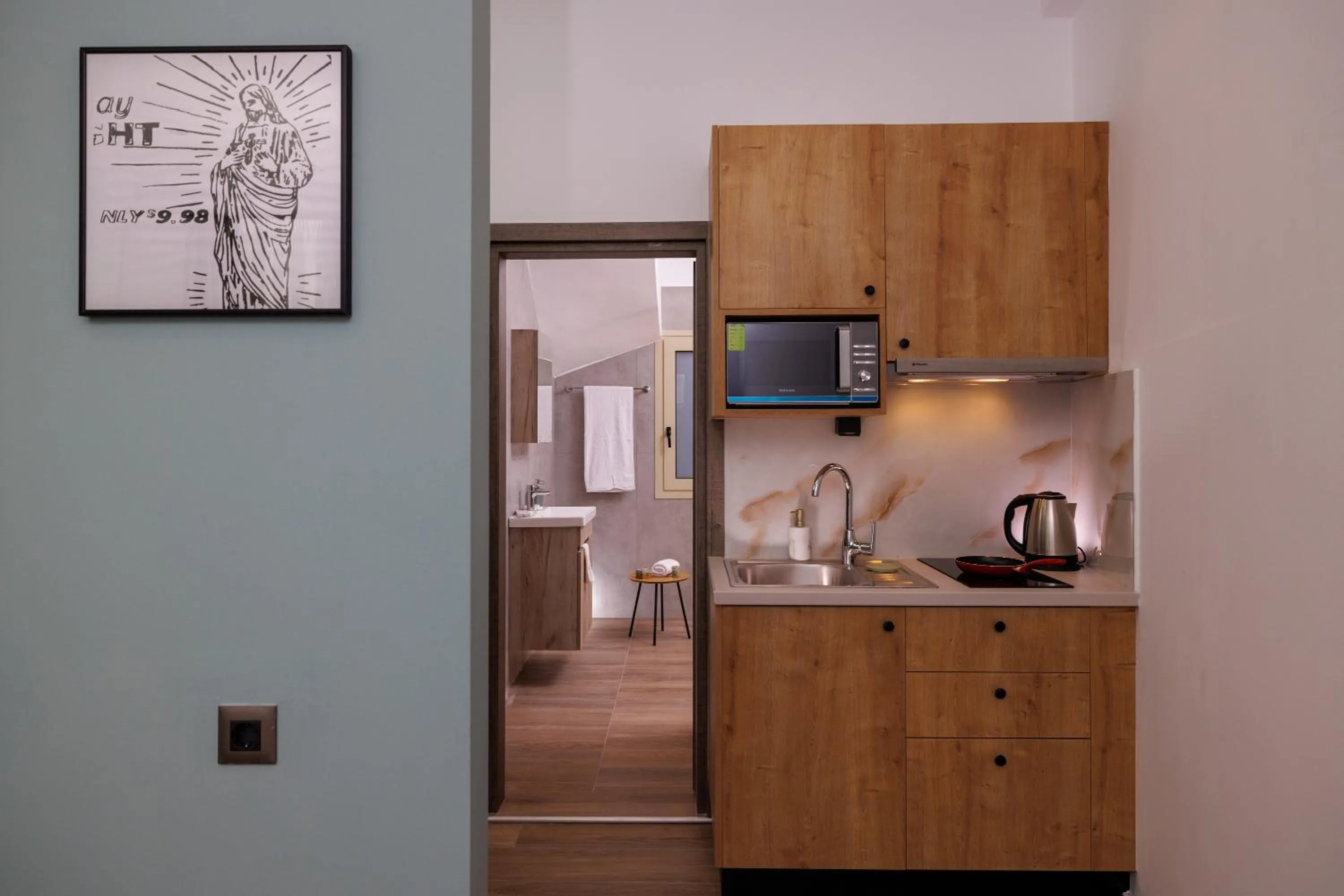 Coffee/tea facilities in Cathedral Suites