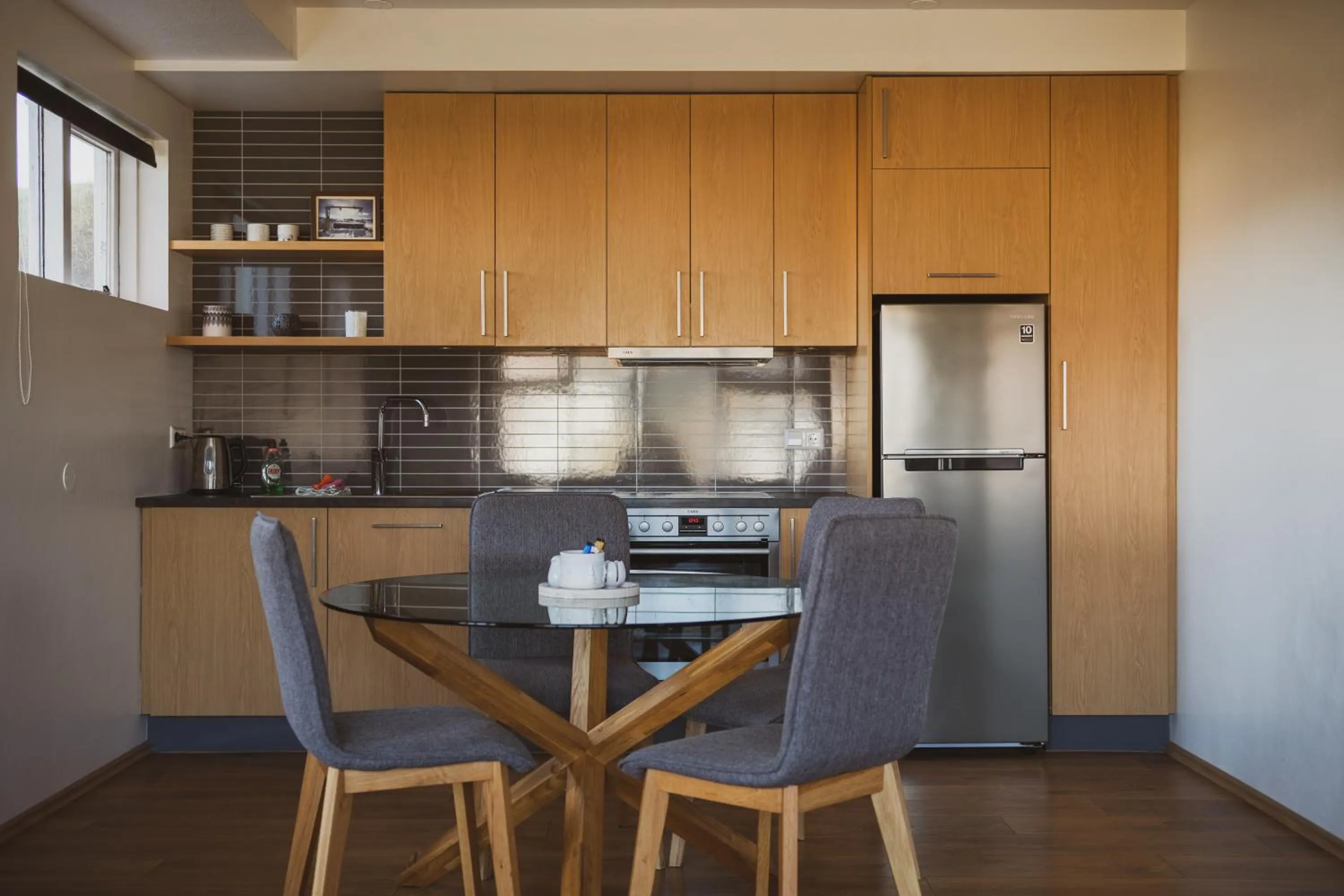 Kitchen or kitchenette in Framtid Apartments and Holiday Homes