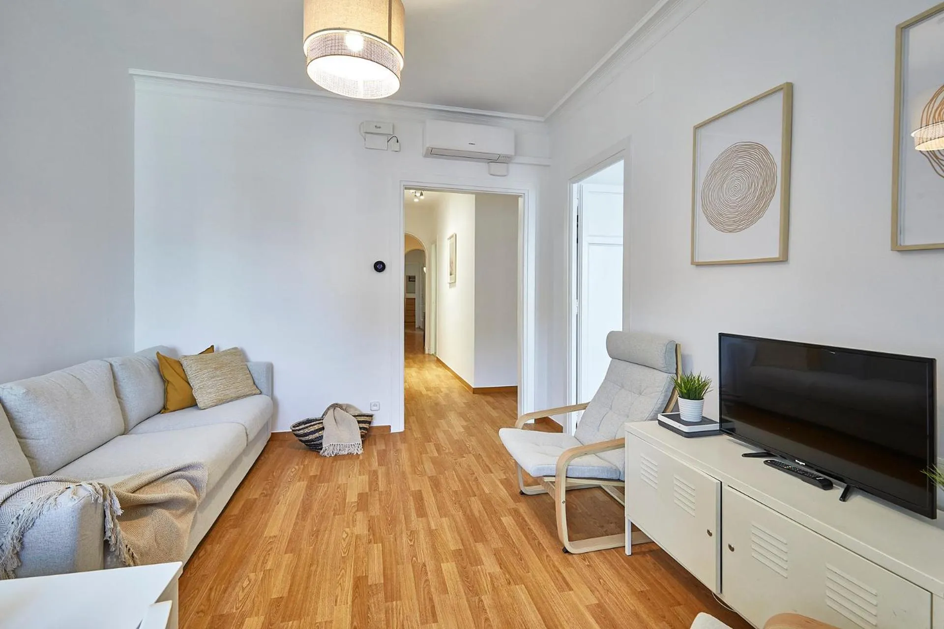 Living room in BBarcelona Central Eixample Flat