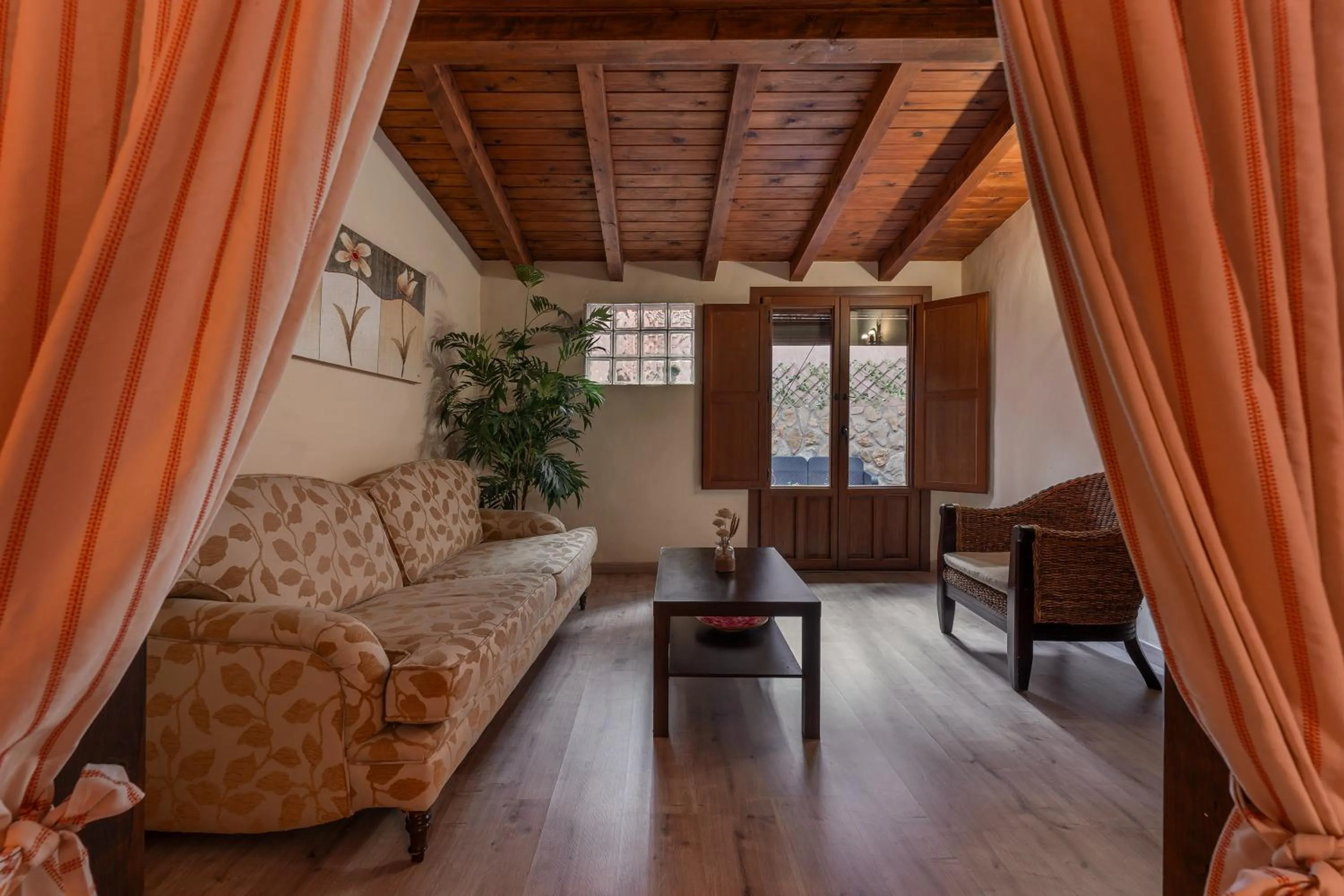 Hotel - Restaurante Prado Del Navazo