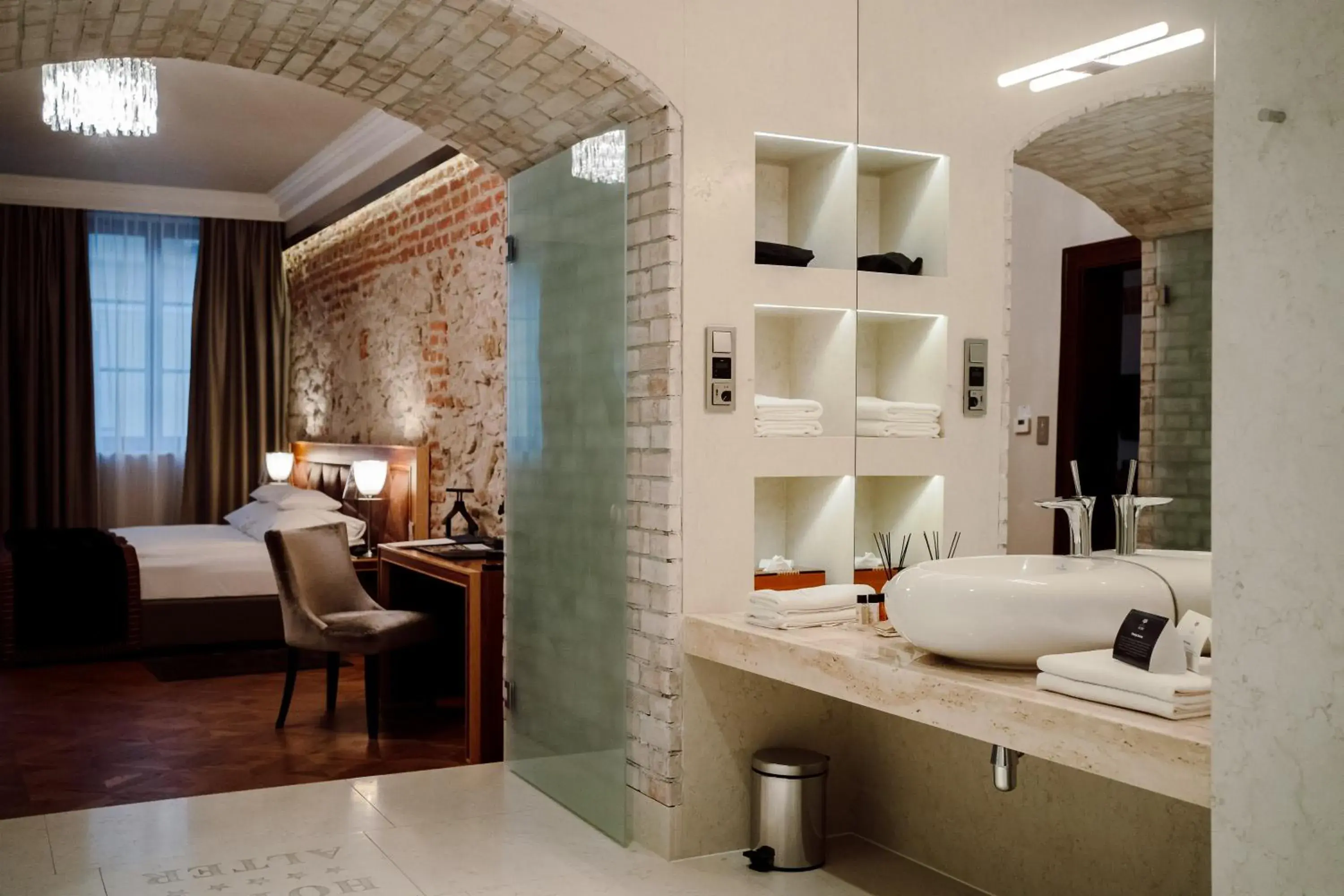 Deluxe Suite in Hotel Alter Deluxe Suite in Hotel Alter