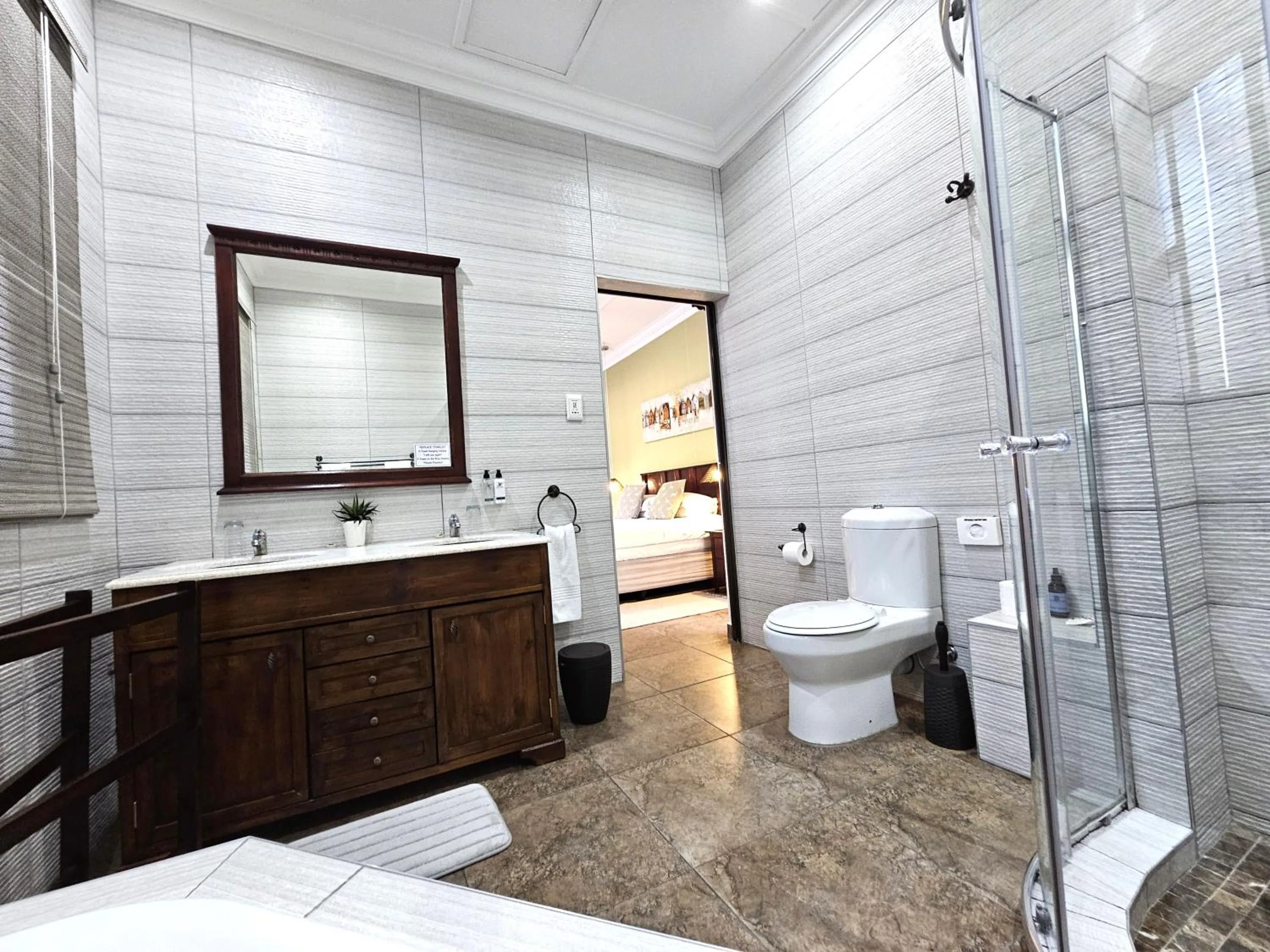 Shower in Leopard Corner Lodge