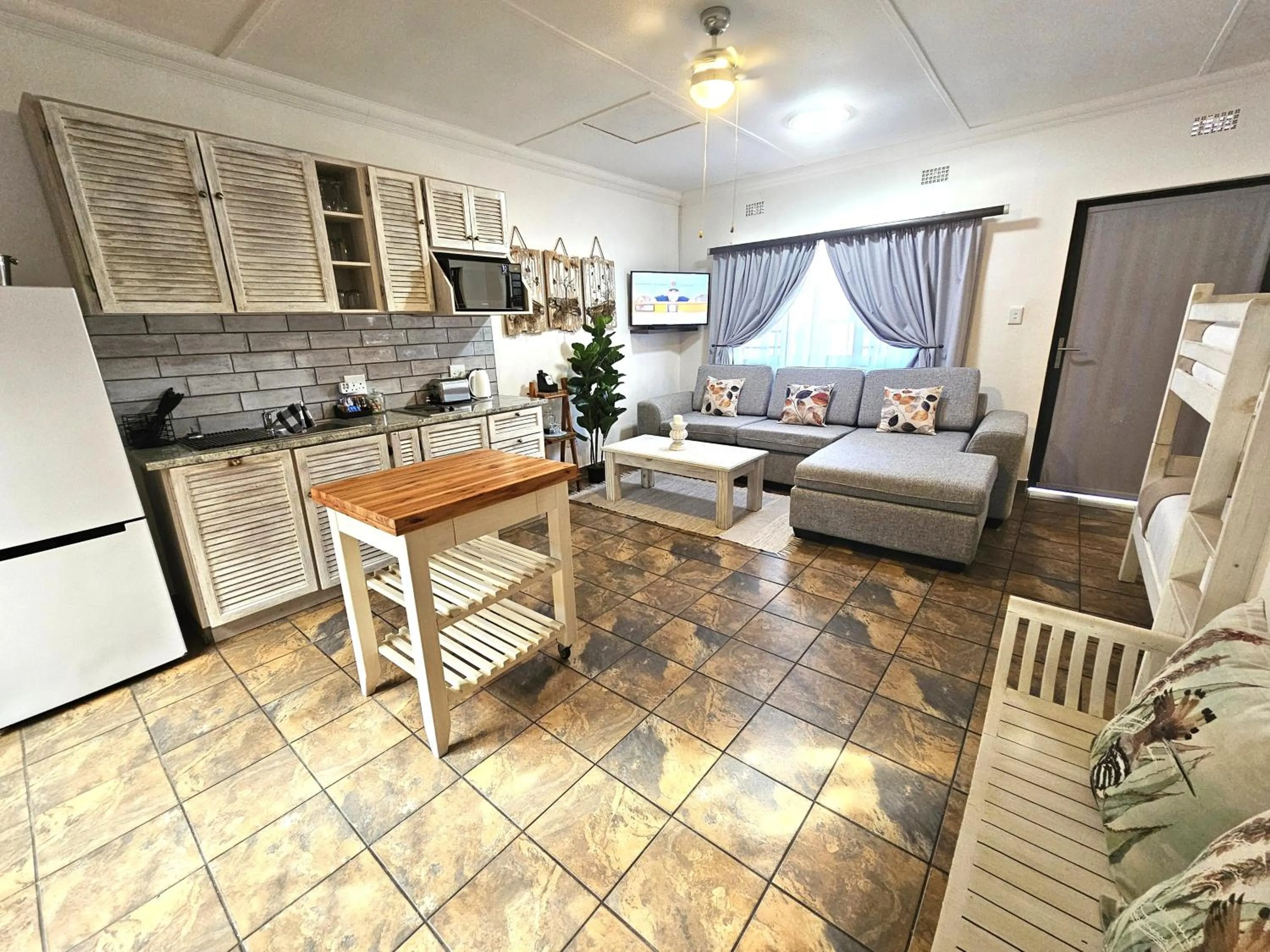 TV and multimedia in Leopard Corner Lodge