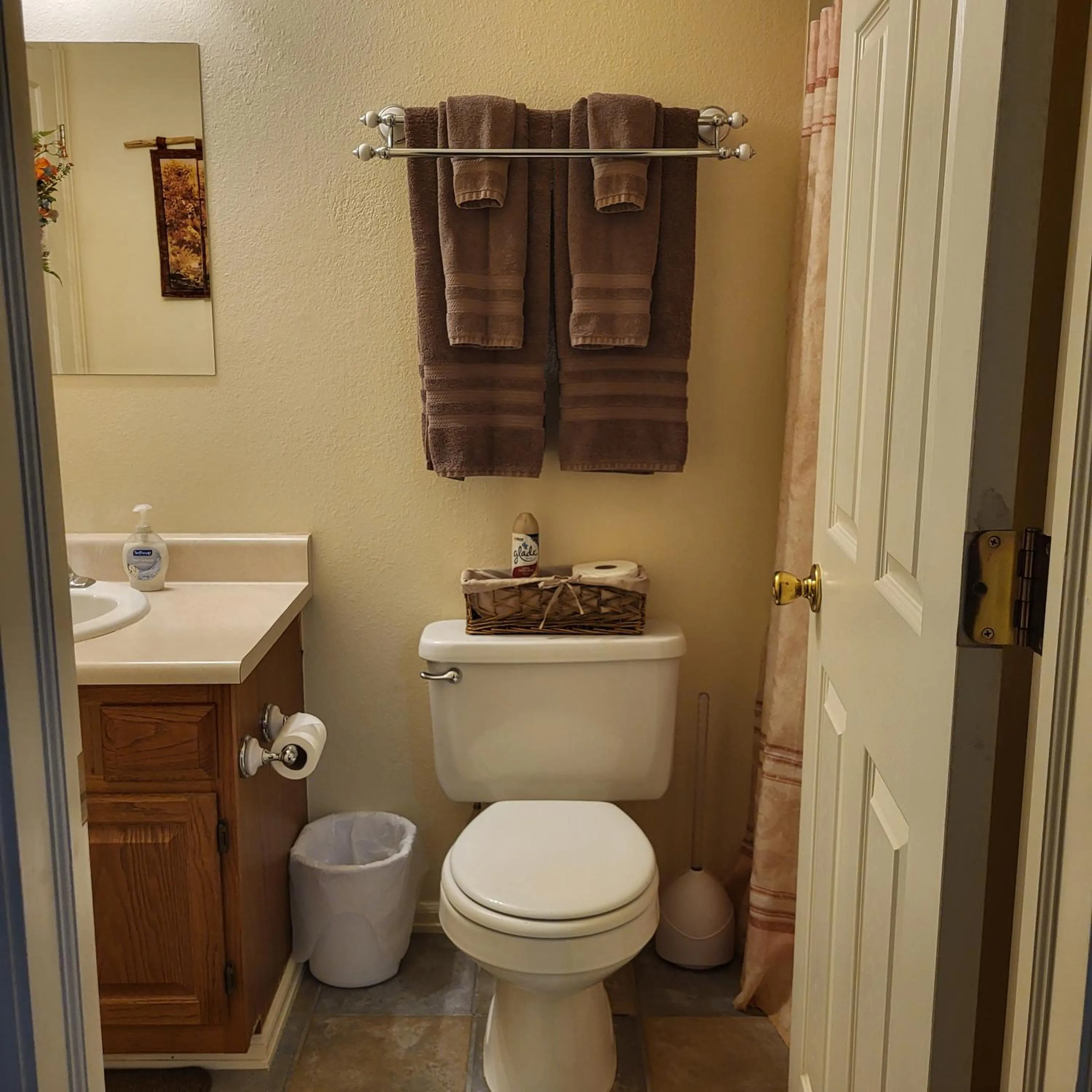 Double Room with Mountain View in BuffaloPeaks Lodge