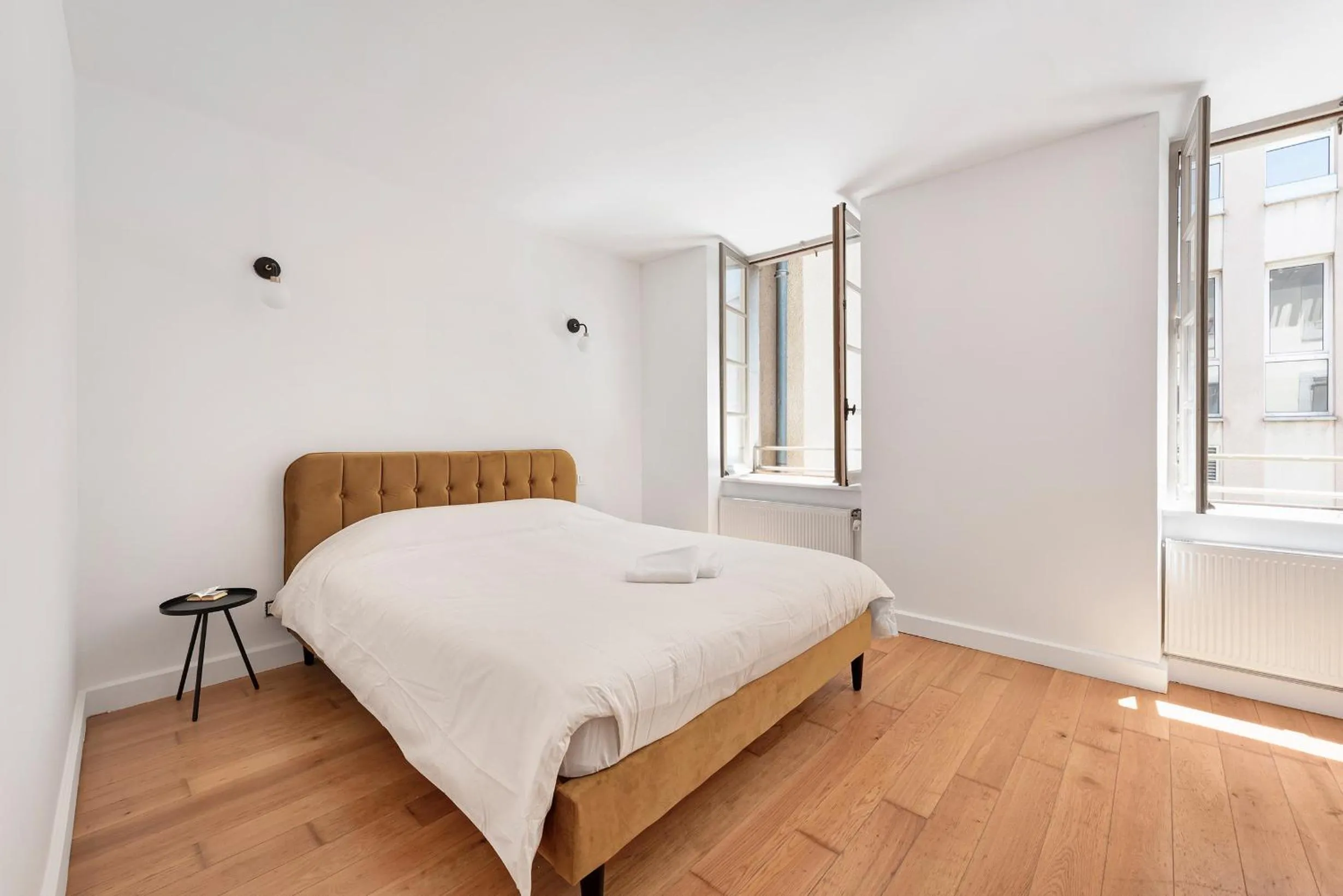 Bed in Les Colonnes - T3 - Bastide