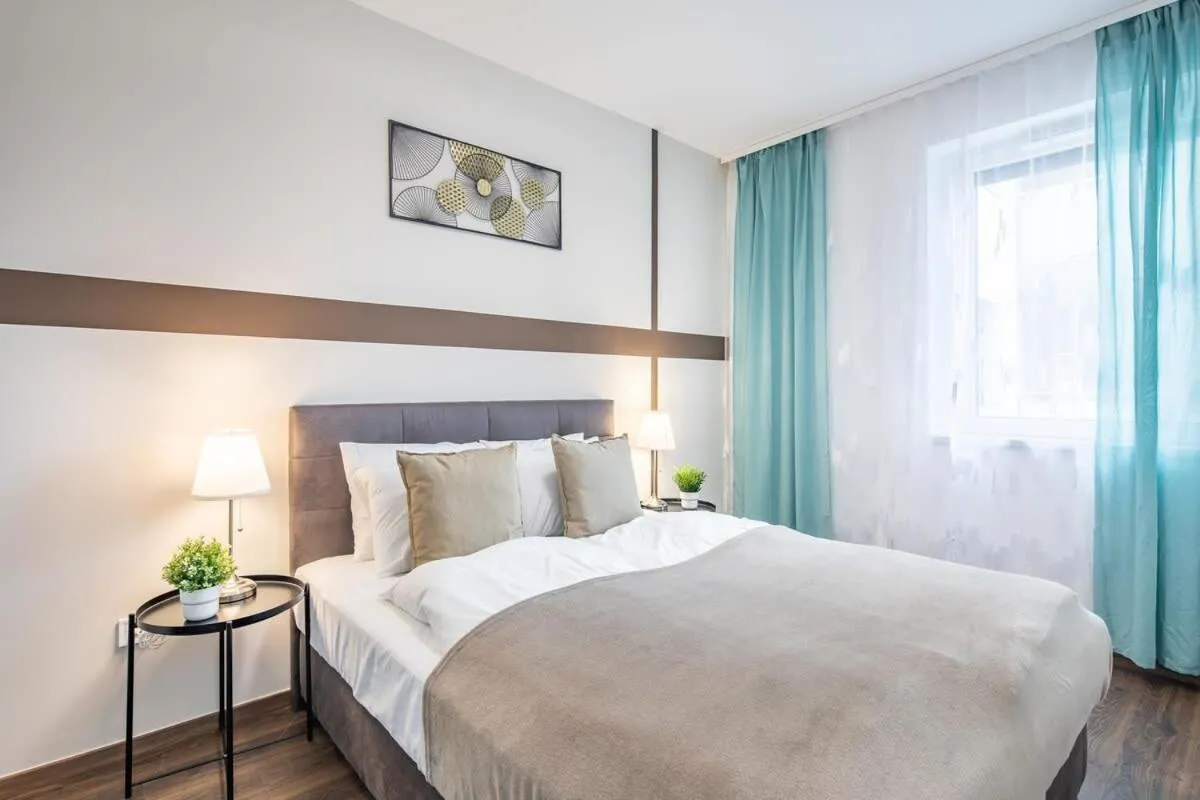 Central - NEW - Cozy Stay