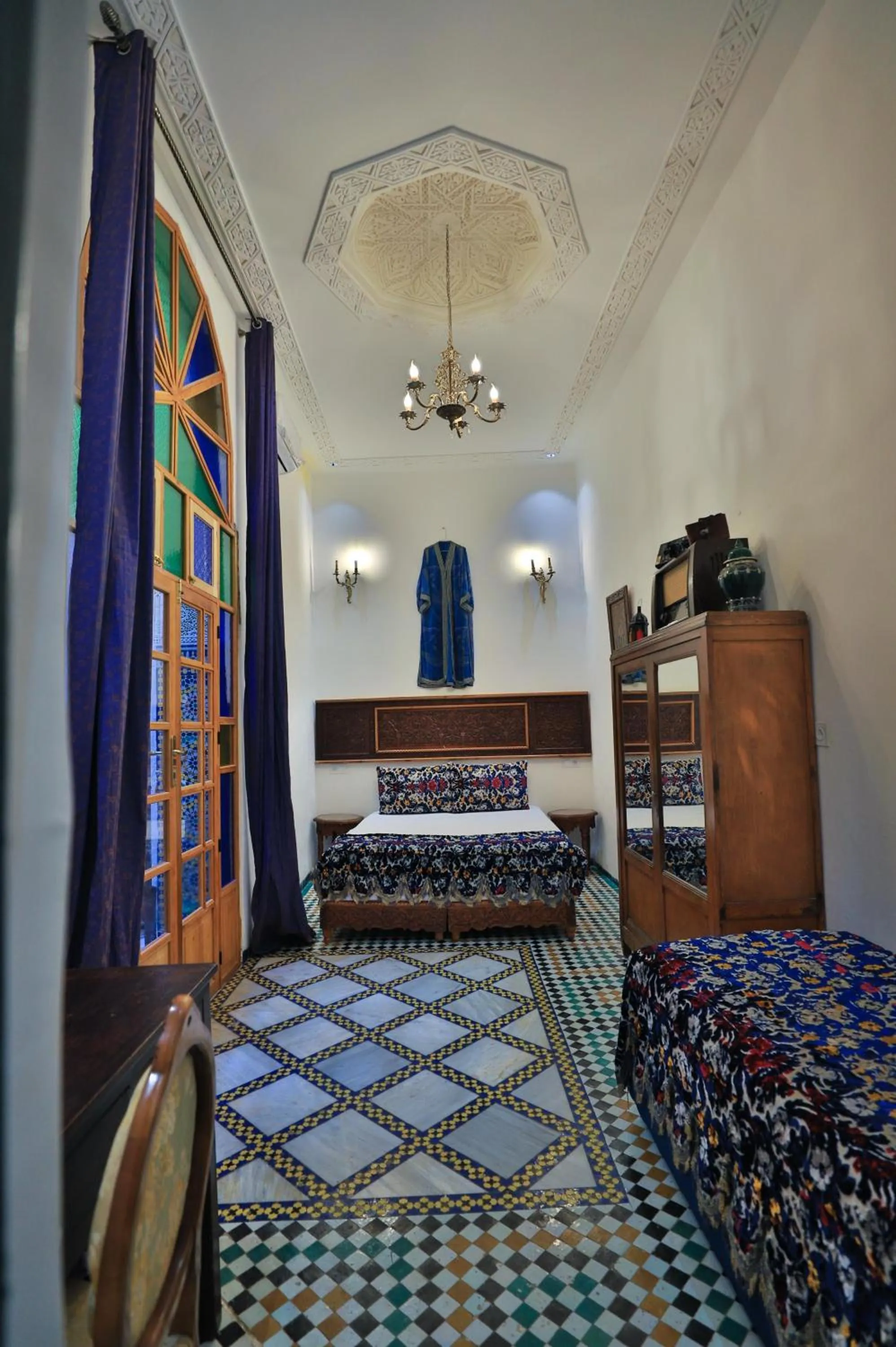 Bed in Dar Usham Fes Luxury Guest House