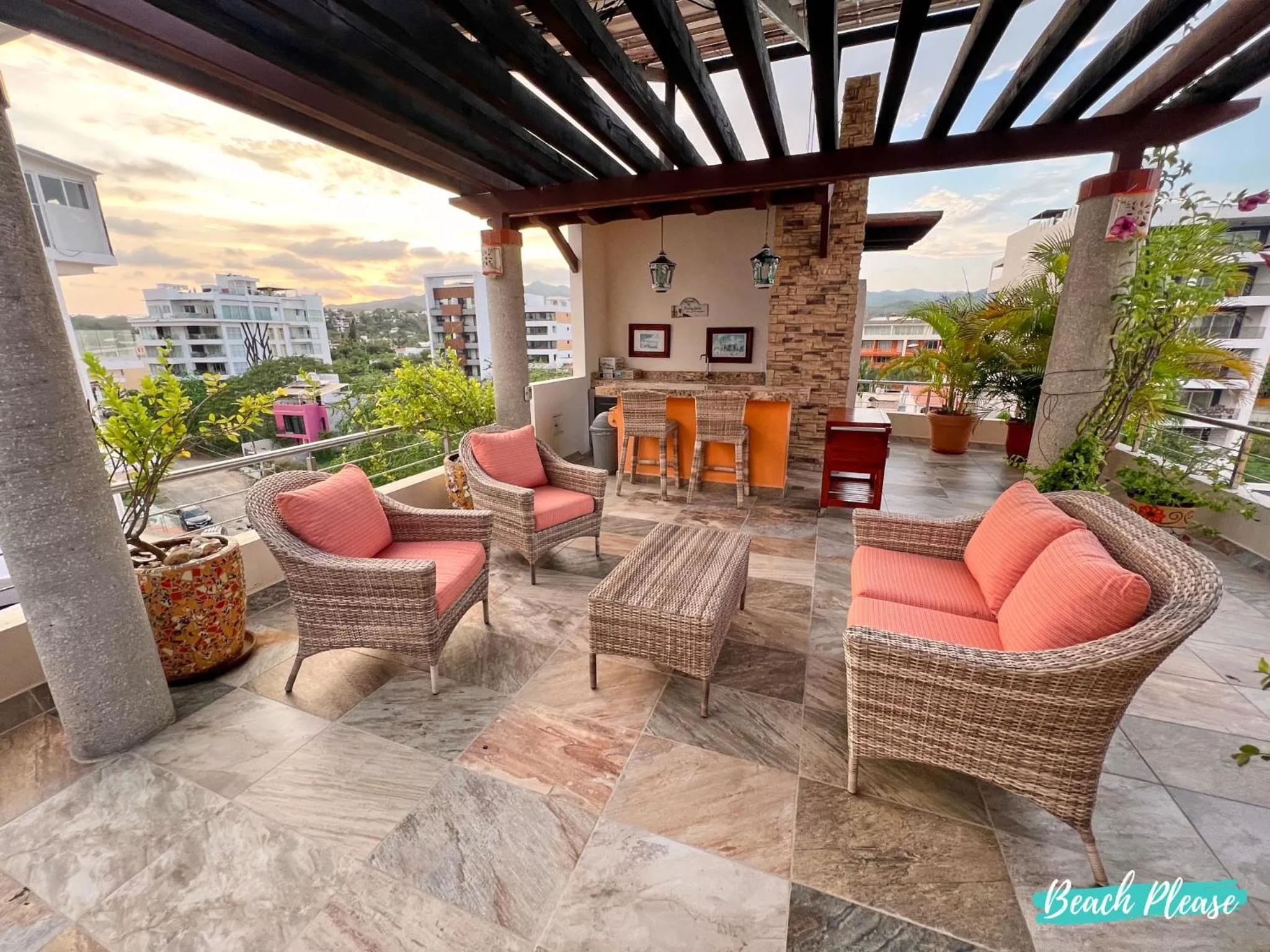Casa Colibri - Private Beachfront Oasis