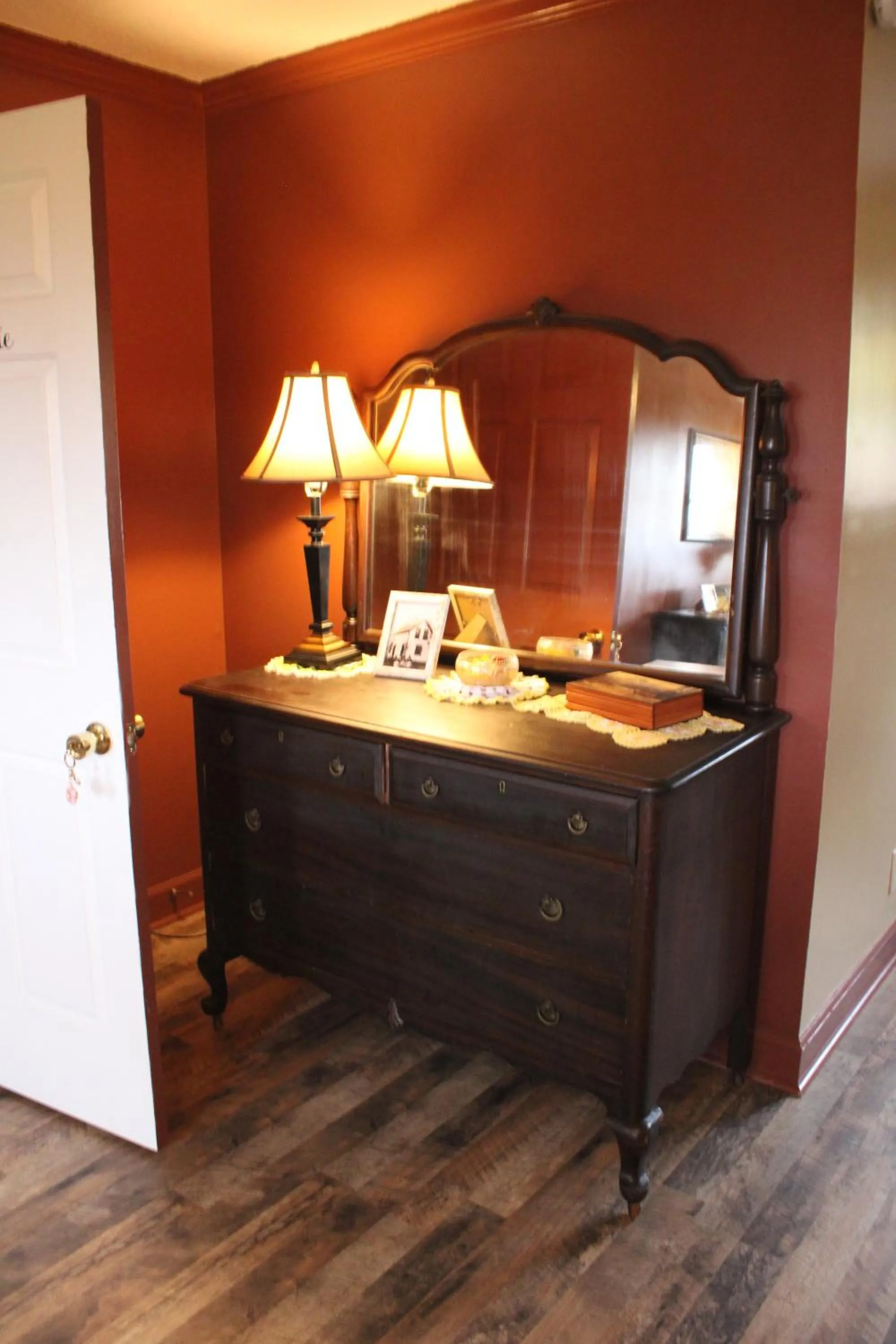 Moonlight Manor Bed & Breakfast