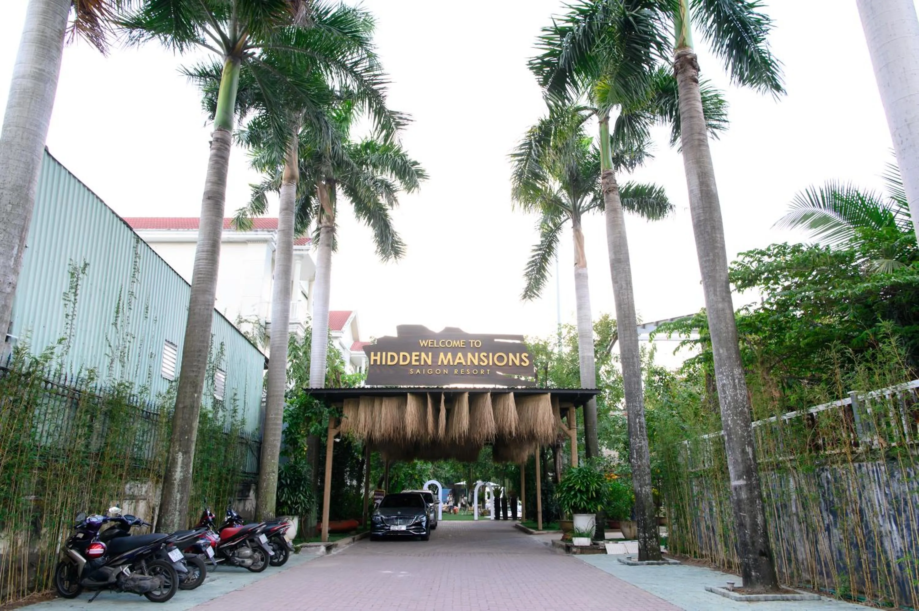 Facade/entrance in Hidden Mansions Saigon Resort